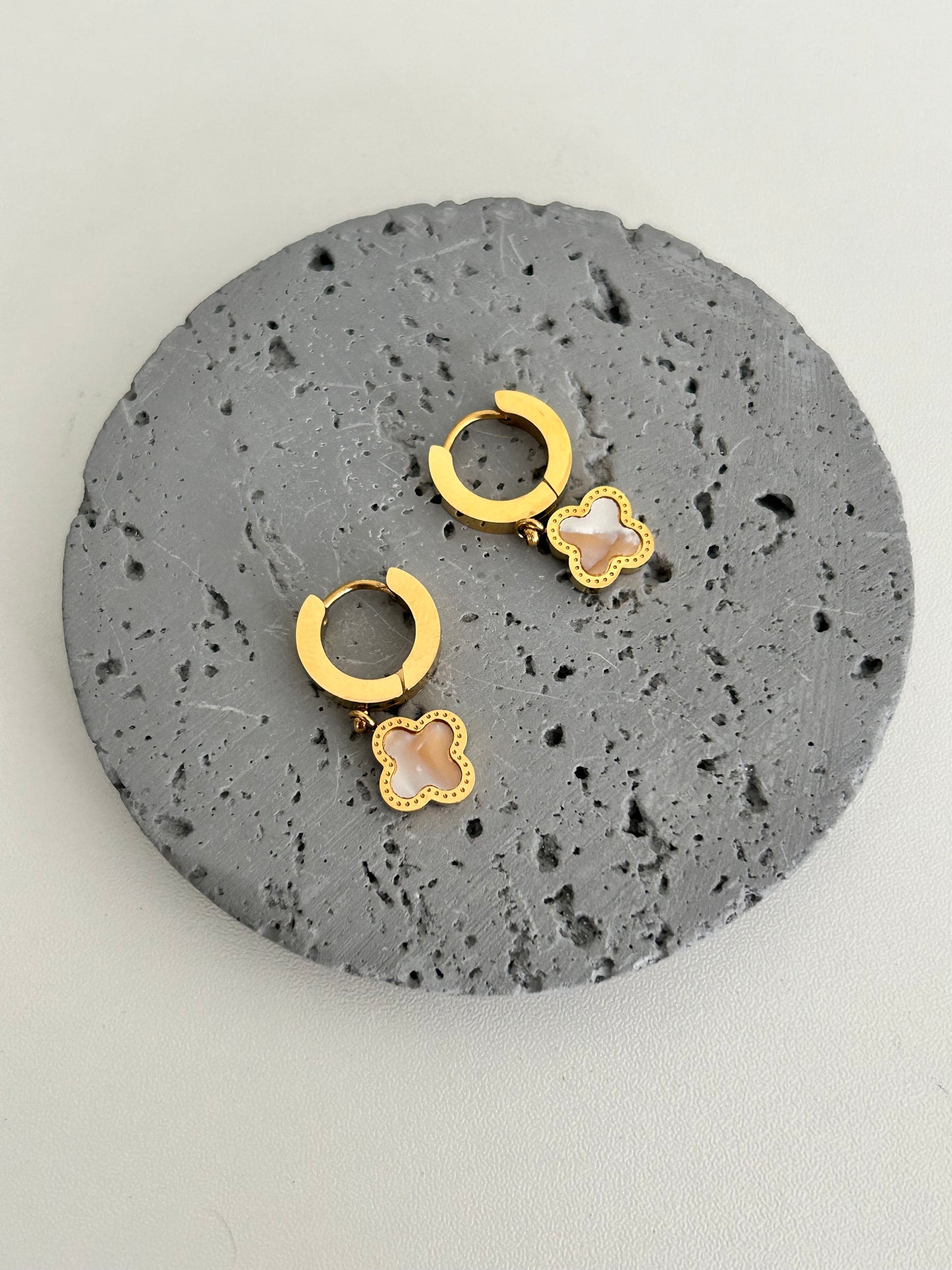 Zaria earring • White clover charm hoop earrings