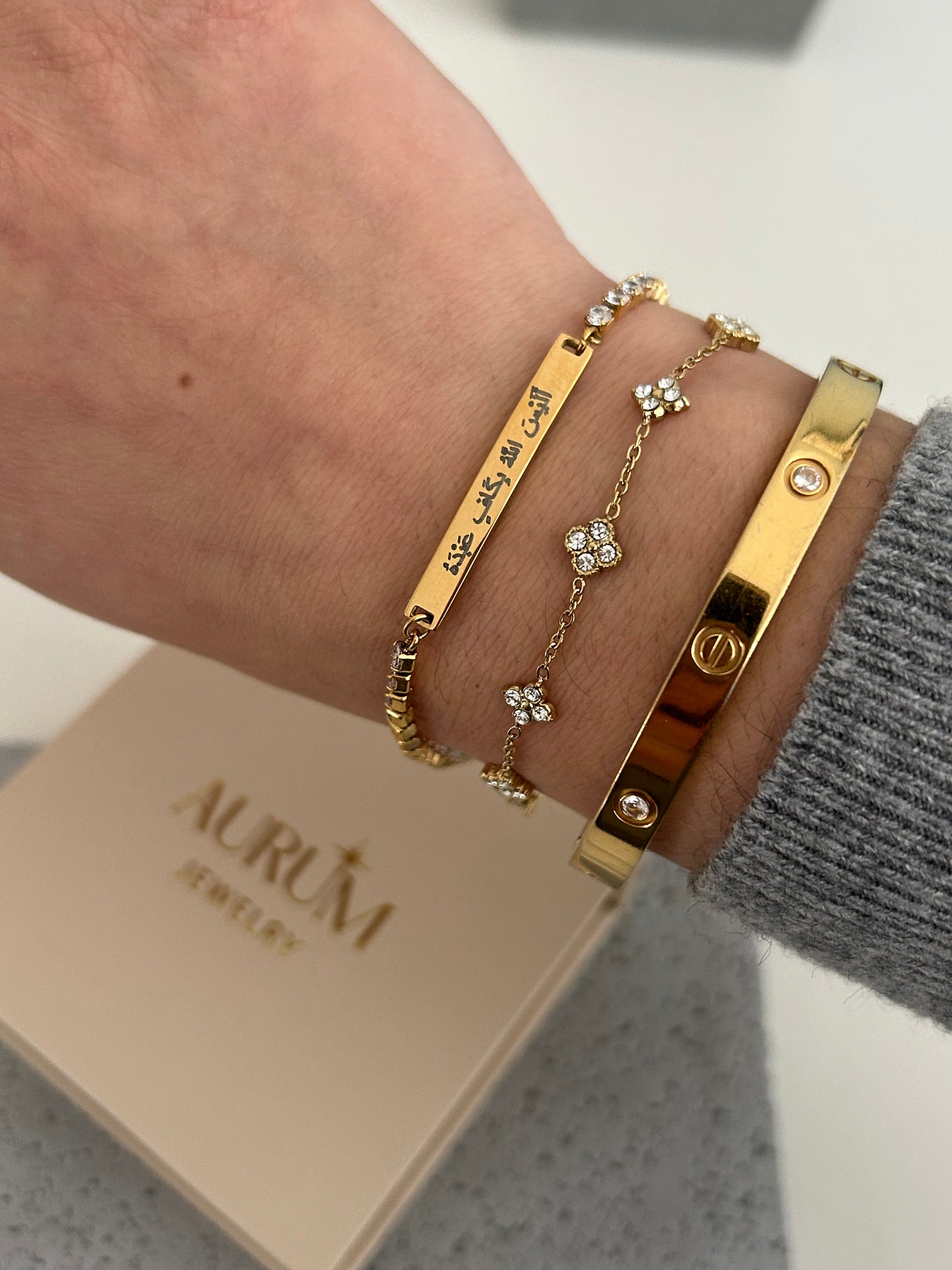 Tennis bracelet أَلَيْسَ اللَّهُ بِكَافٍ عَبْدَهُ “