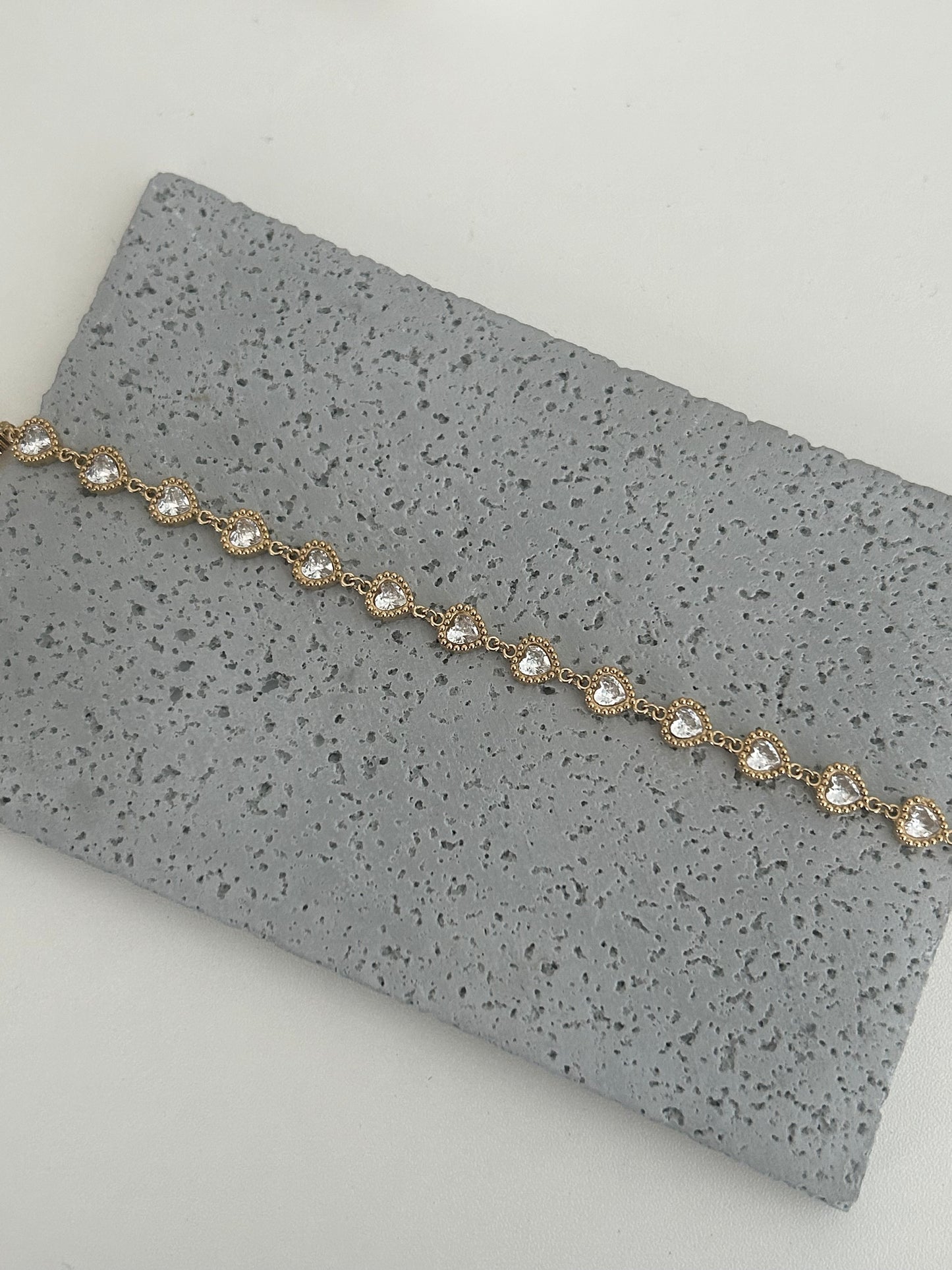 Laiha Bracelet • Dainty gold sparkle heart bracelet