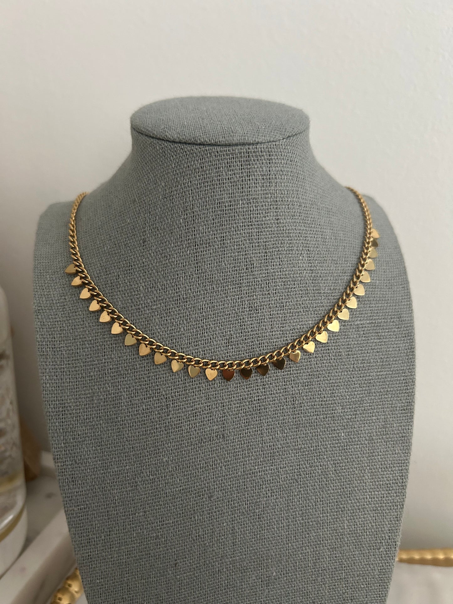Sakeena necklace• Heart charm necklace