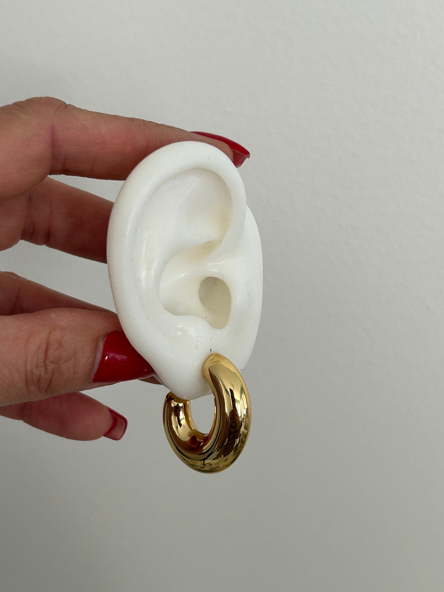 Daphne Hoop Earring