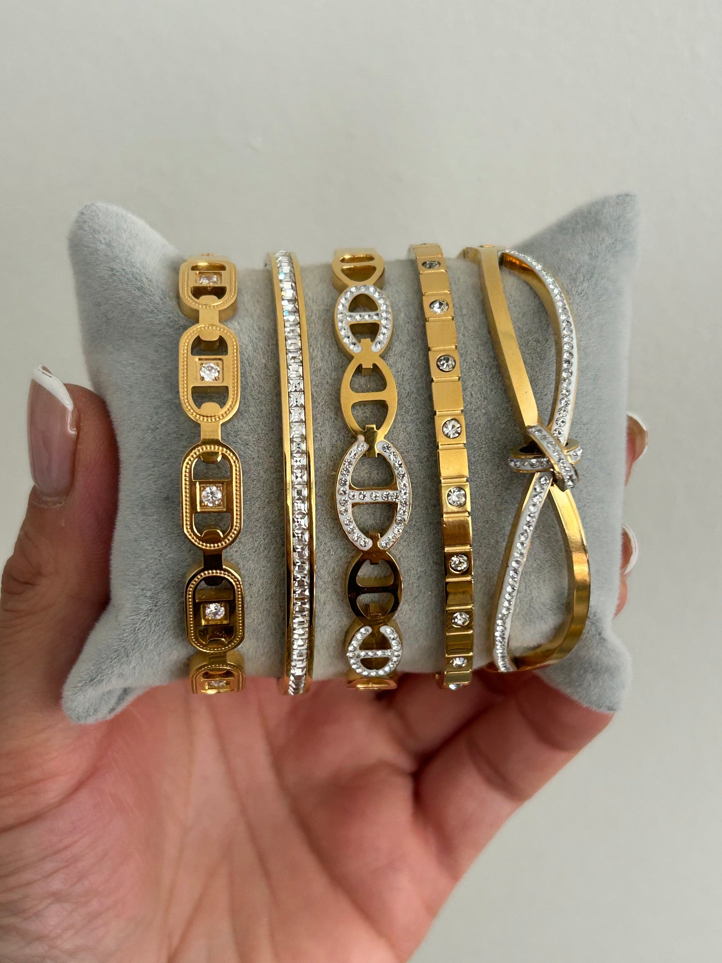 Leila bangle • Green crystals