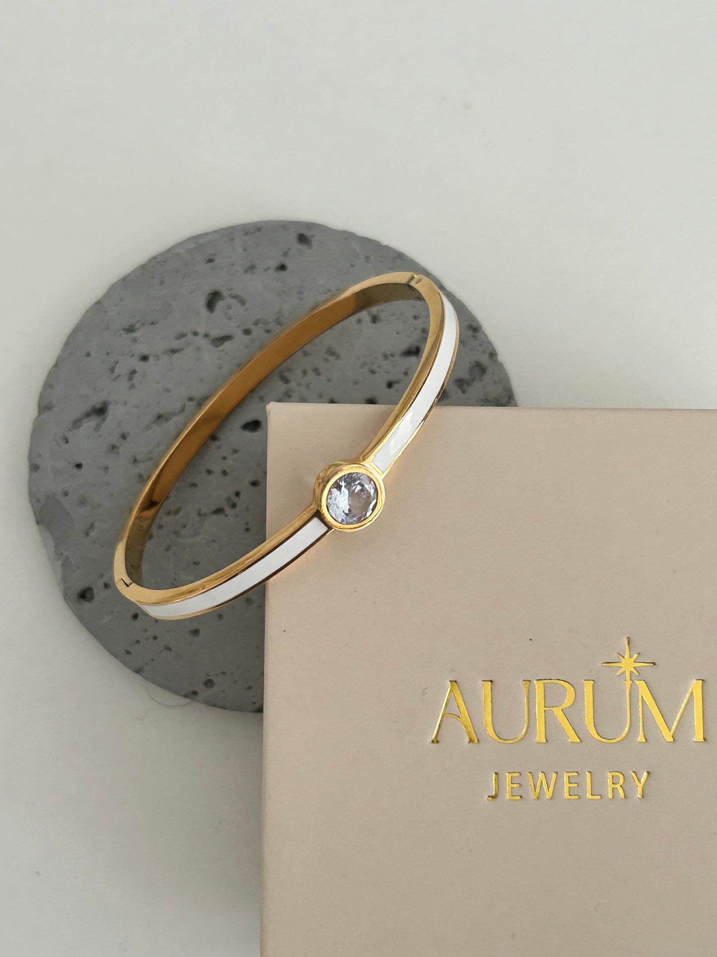 Indie bangle
