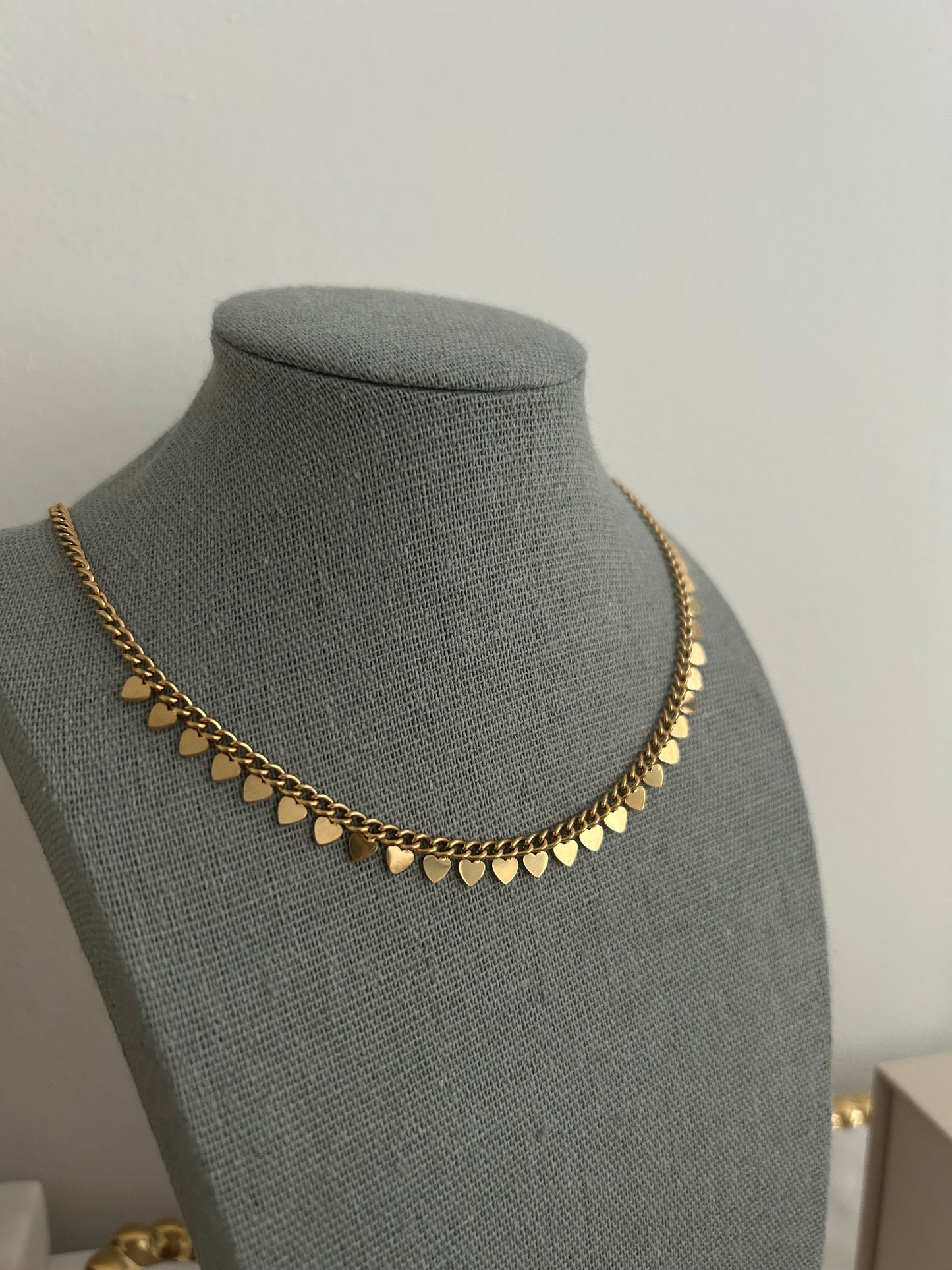 Sakeena necklace• Heart charm necklace