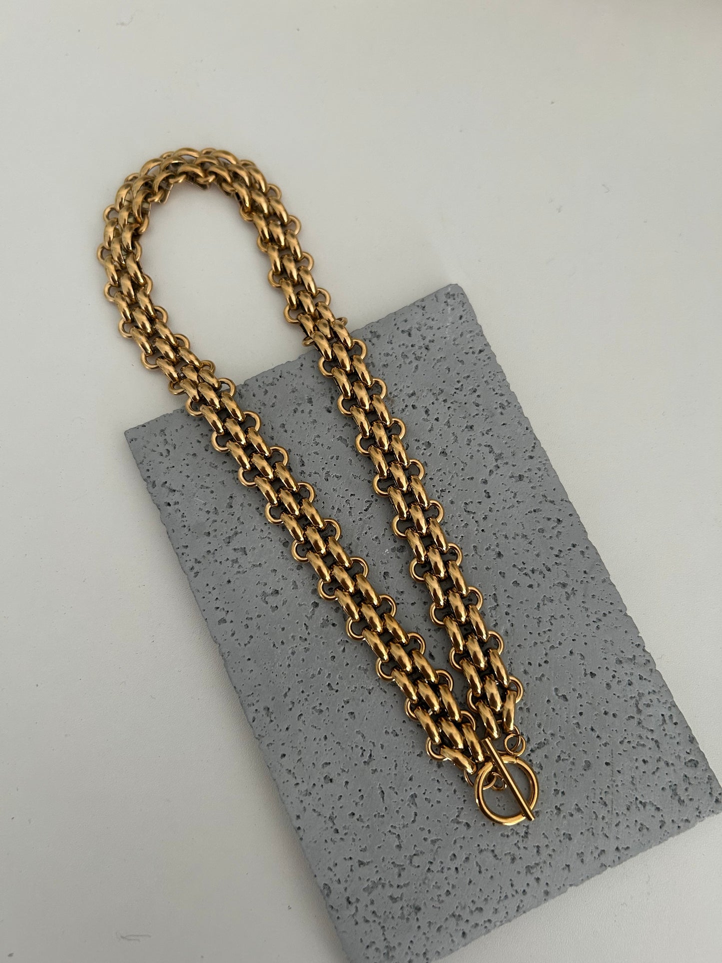 Kajol Gold thick Chain link Necklace