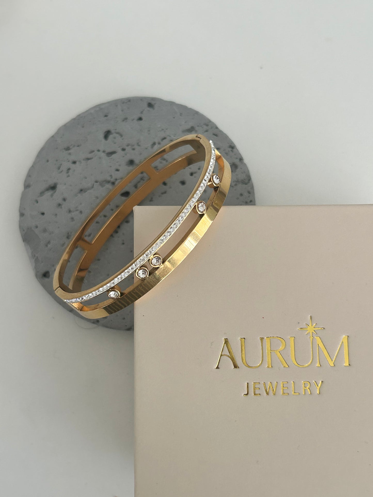 Vespera bangle