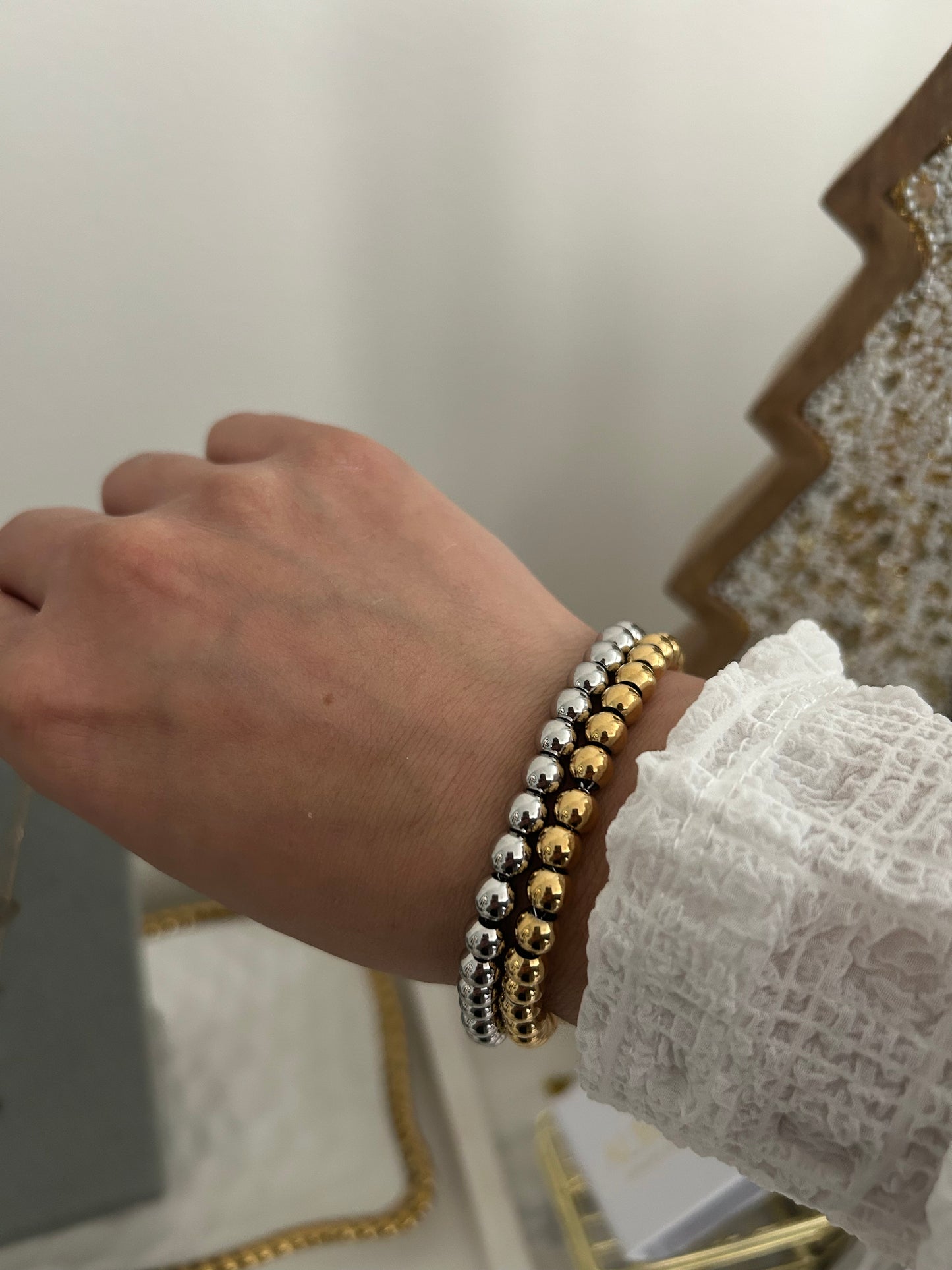 Kamila Bracelet • Dainty gold beaded bracelet
