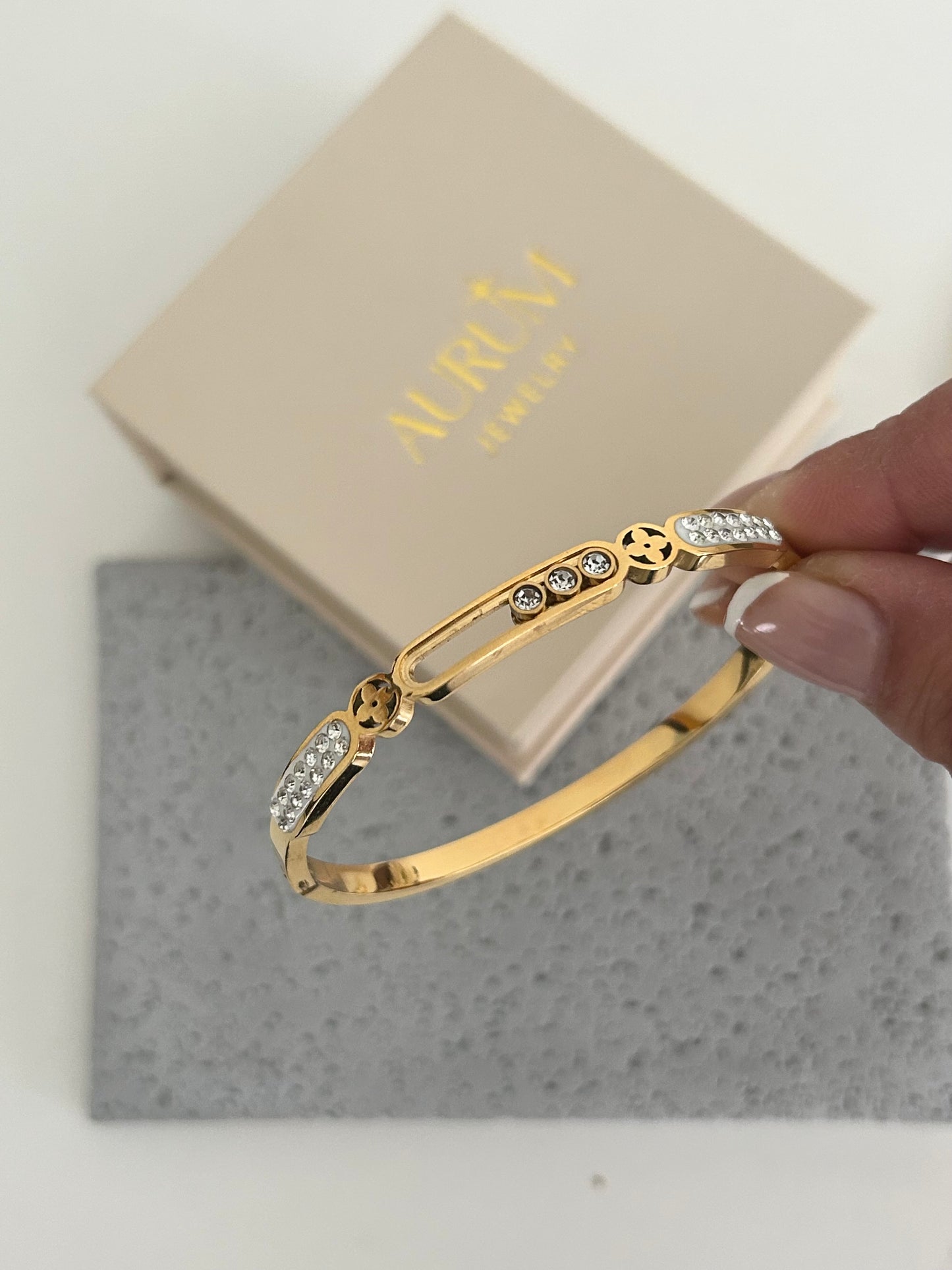 Hibbah bangle