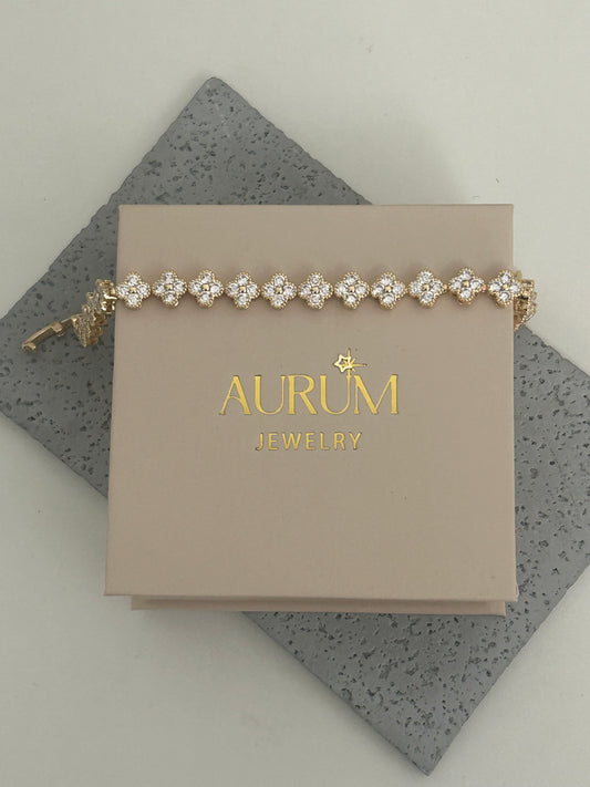 Sulah bracelet • Clover rhinestone bracelet