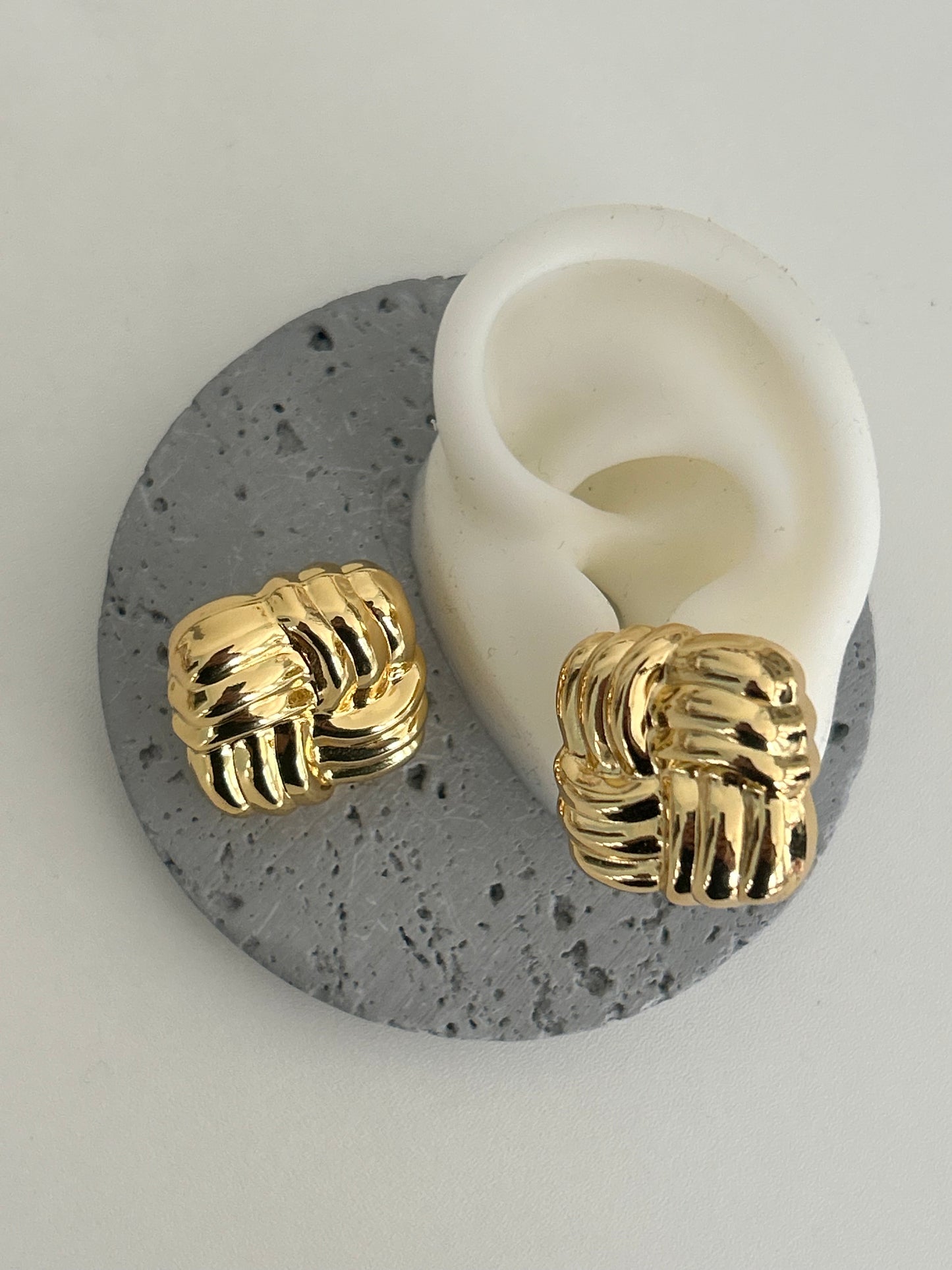 Vienna earrings • Chunky Gold earrings