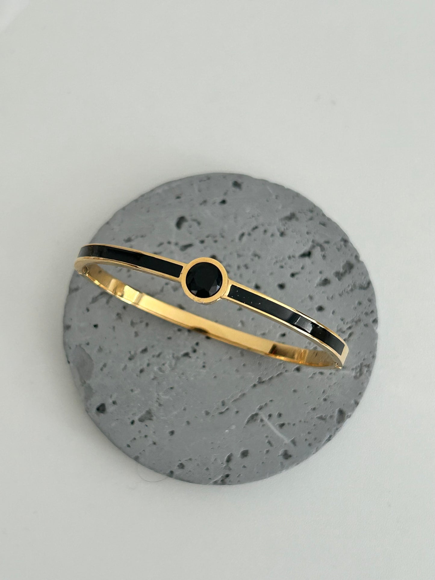 Indie bangle