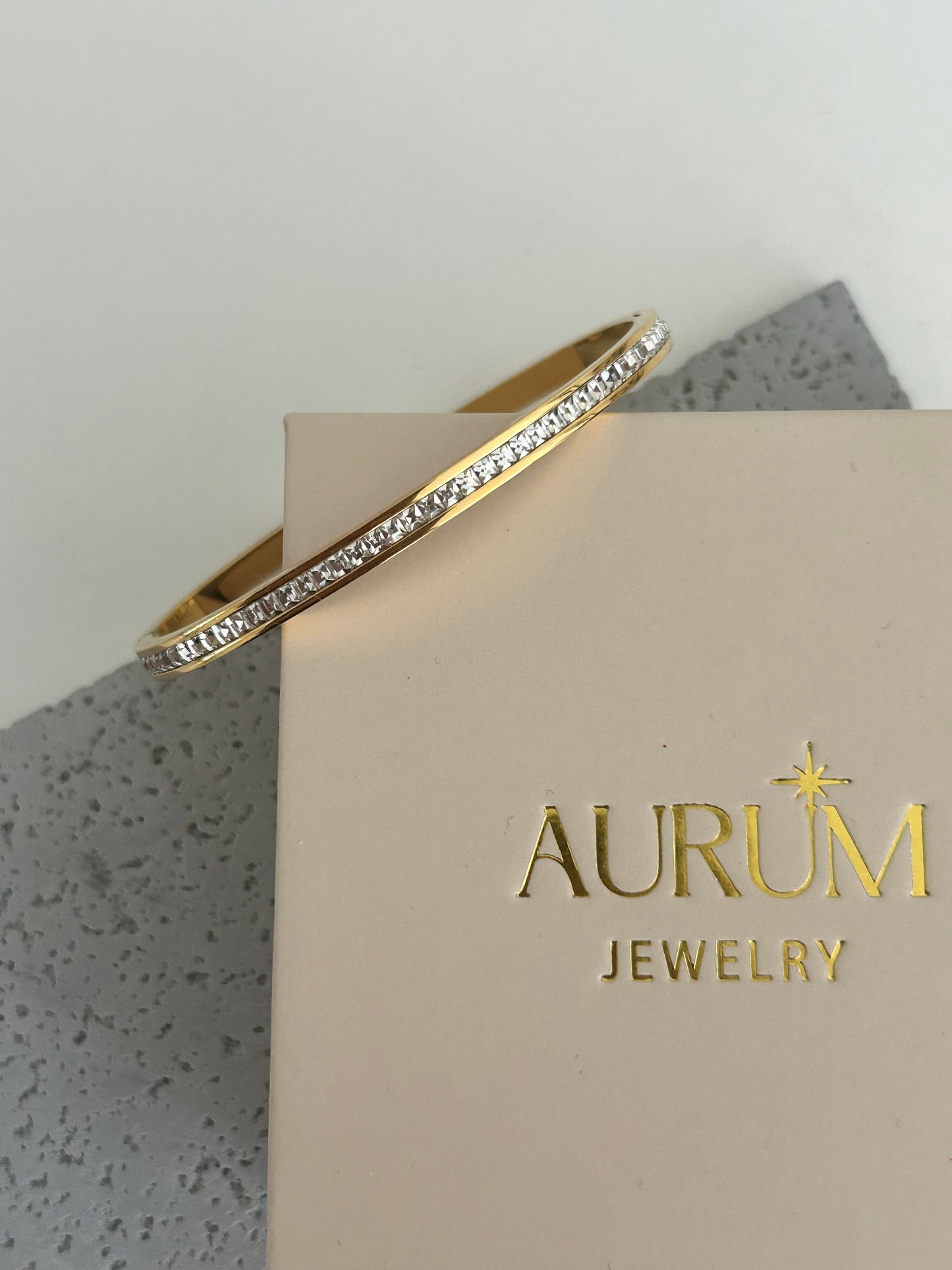 Afsaneh bangle - Must-have Gold Bangle with rhinestones
