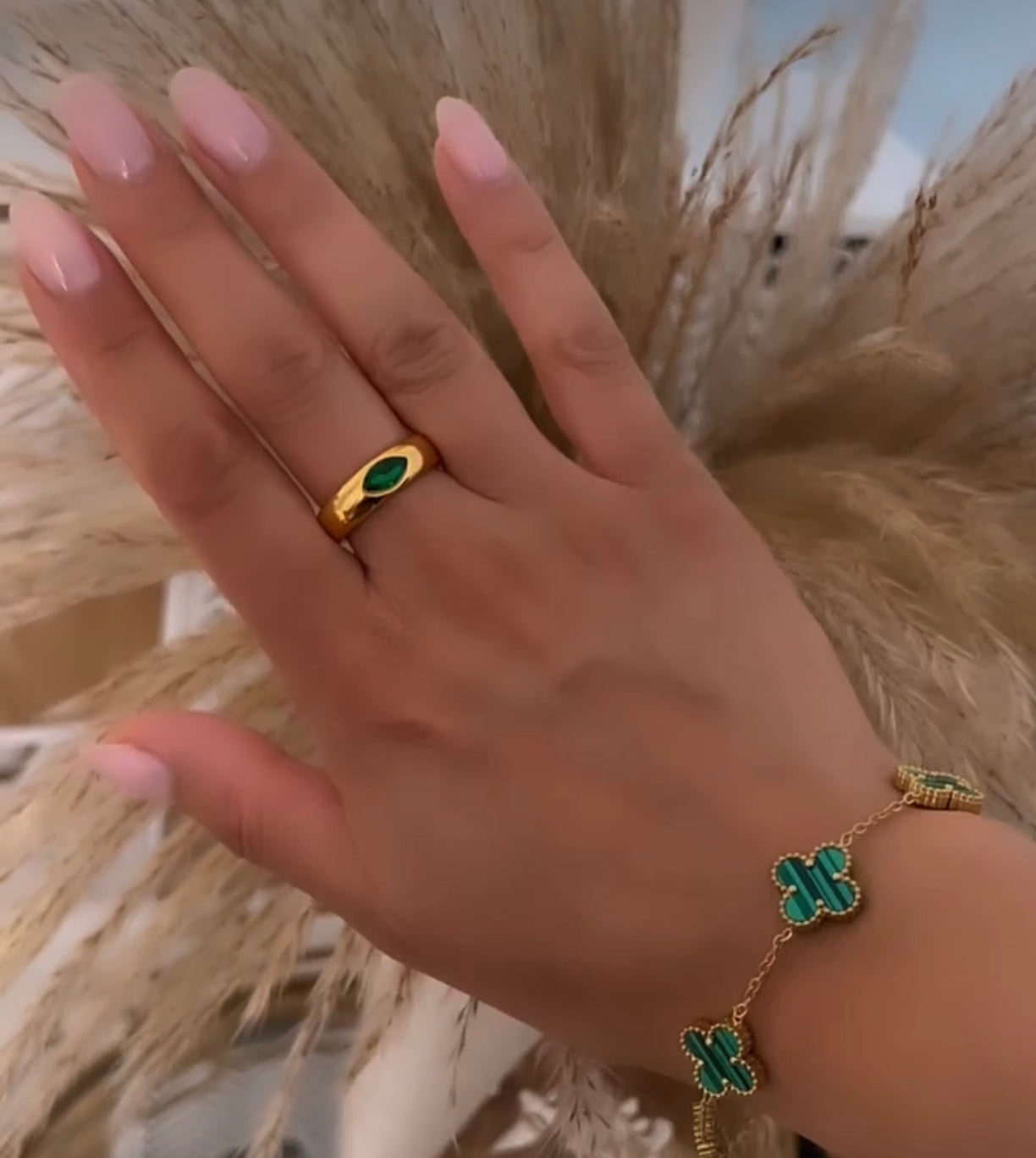 Green jewelry combination