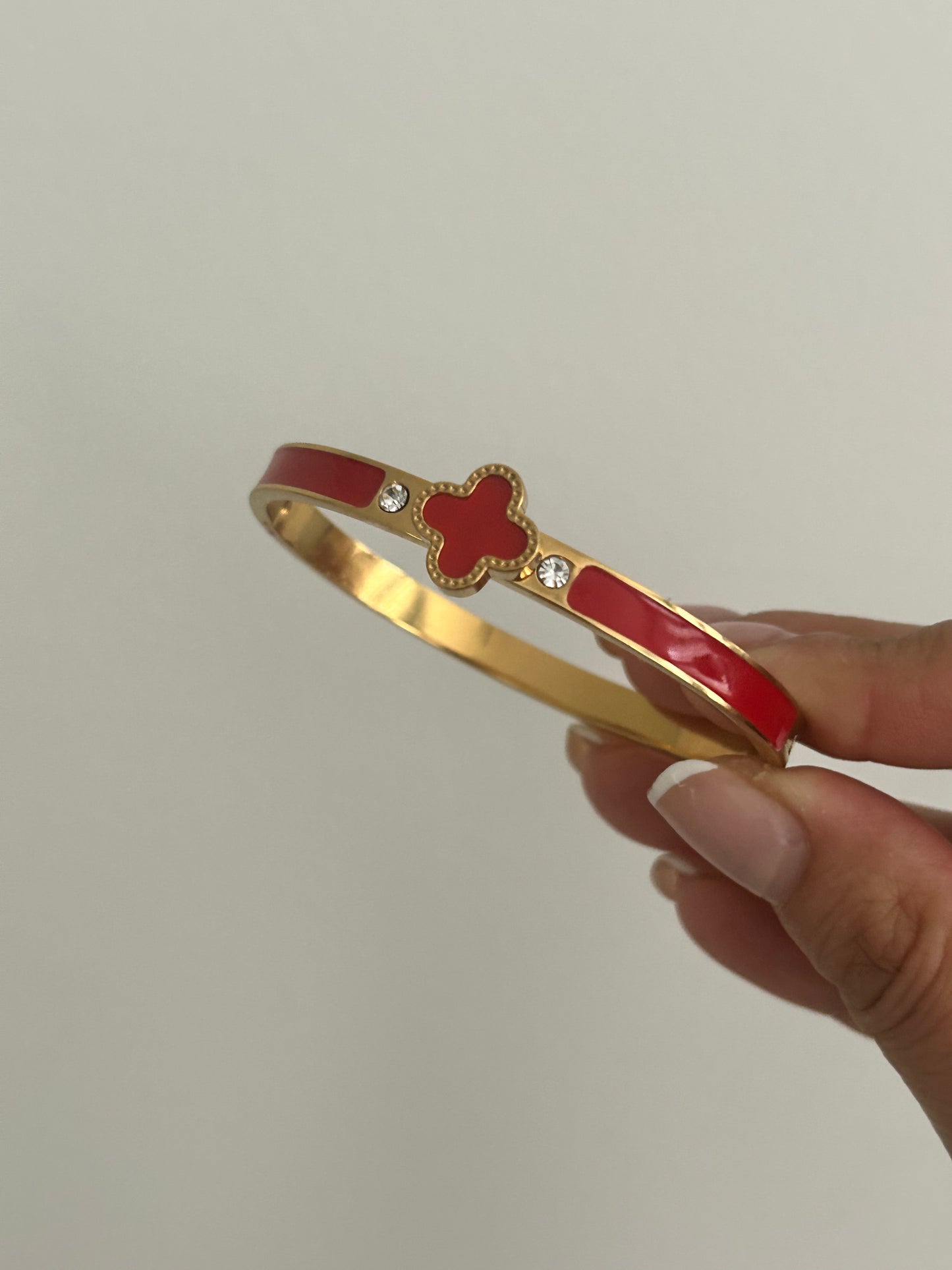 Manan bangle • Clover Bangle