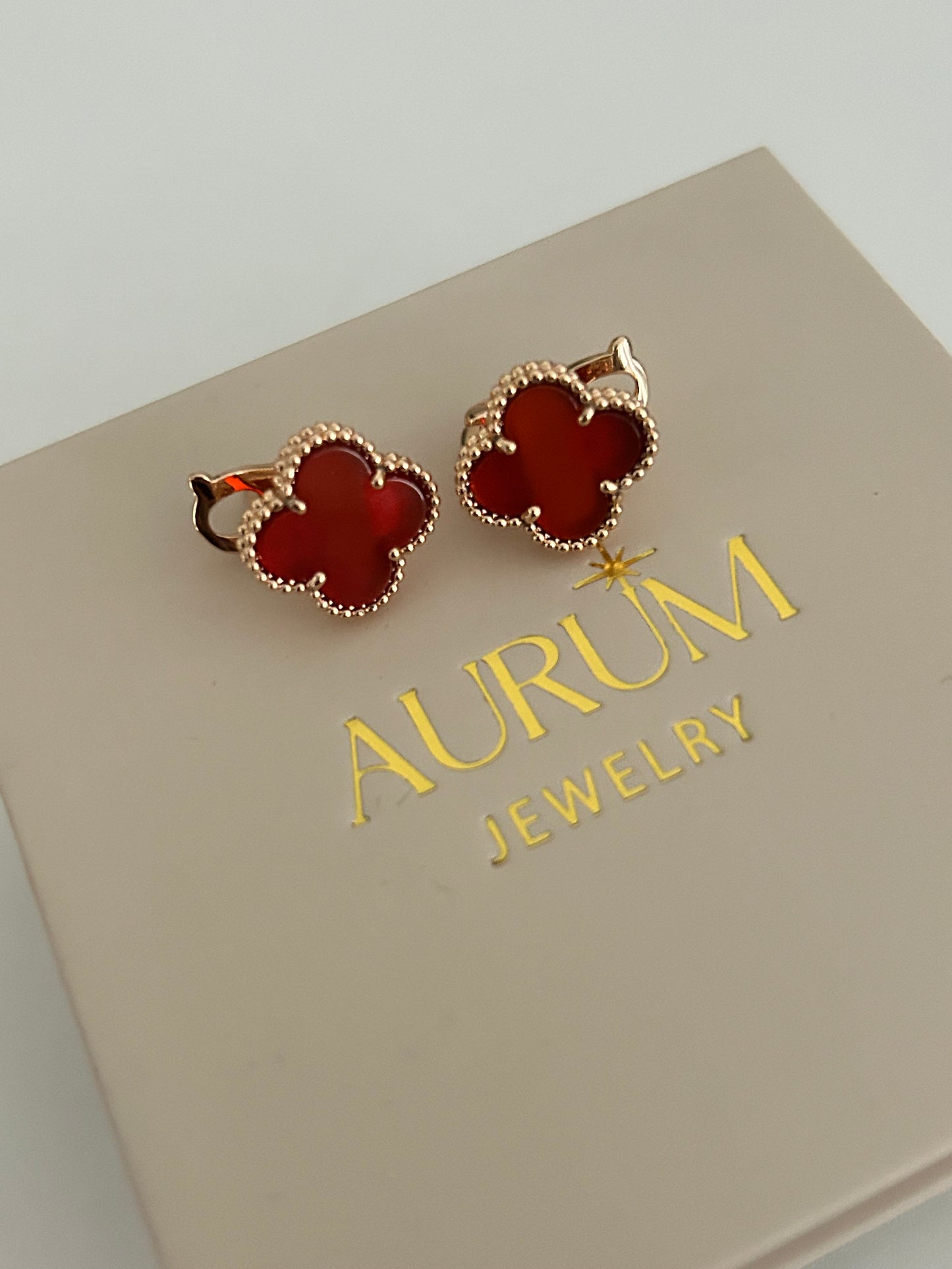 Anisa Vintage Earrings • Four leaf Clover clip earrings (rose gold)