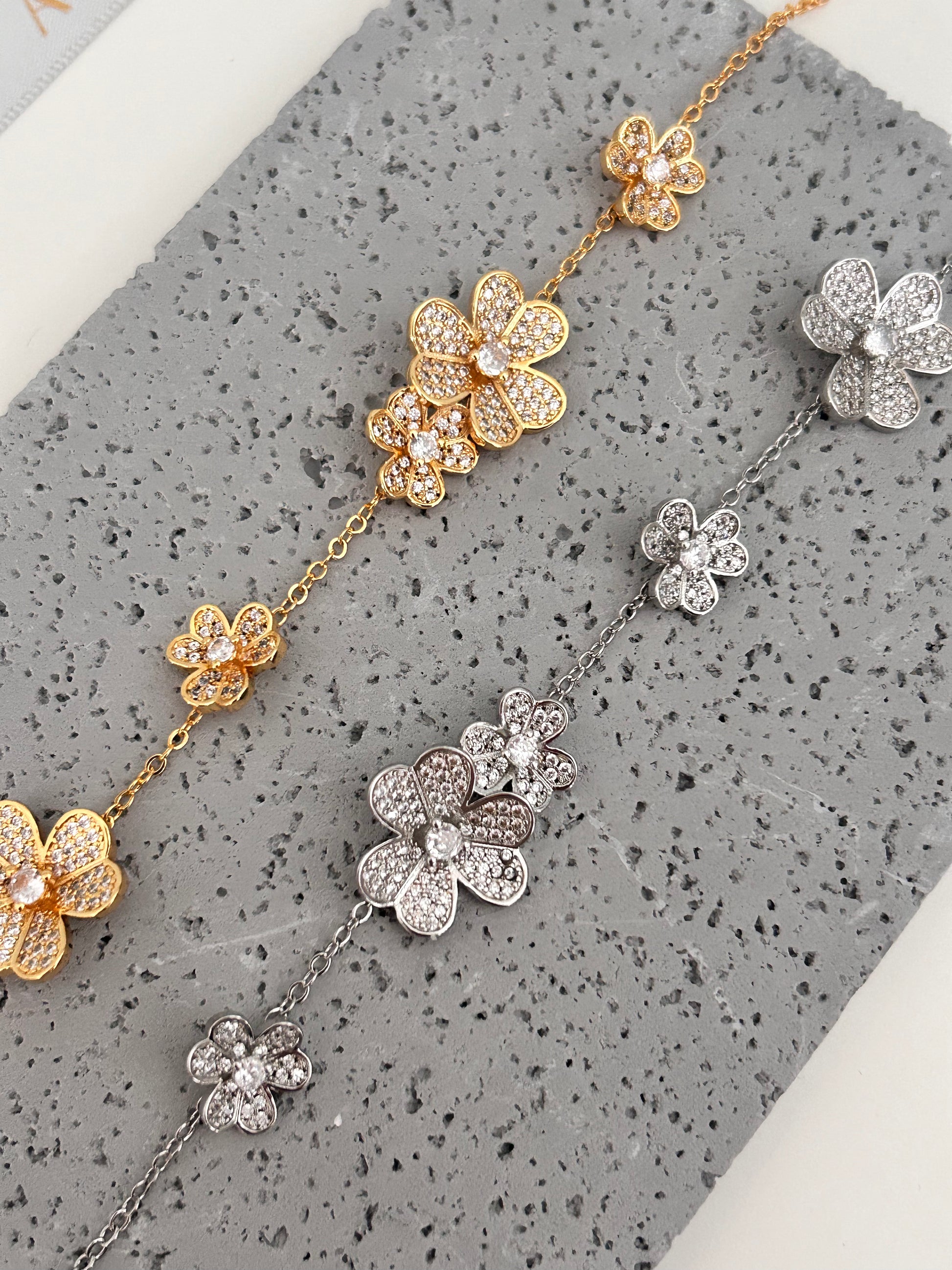 hope three leaf sparkle clover bracelet