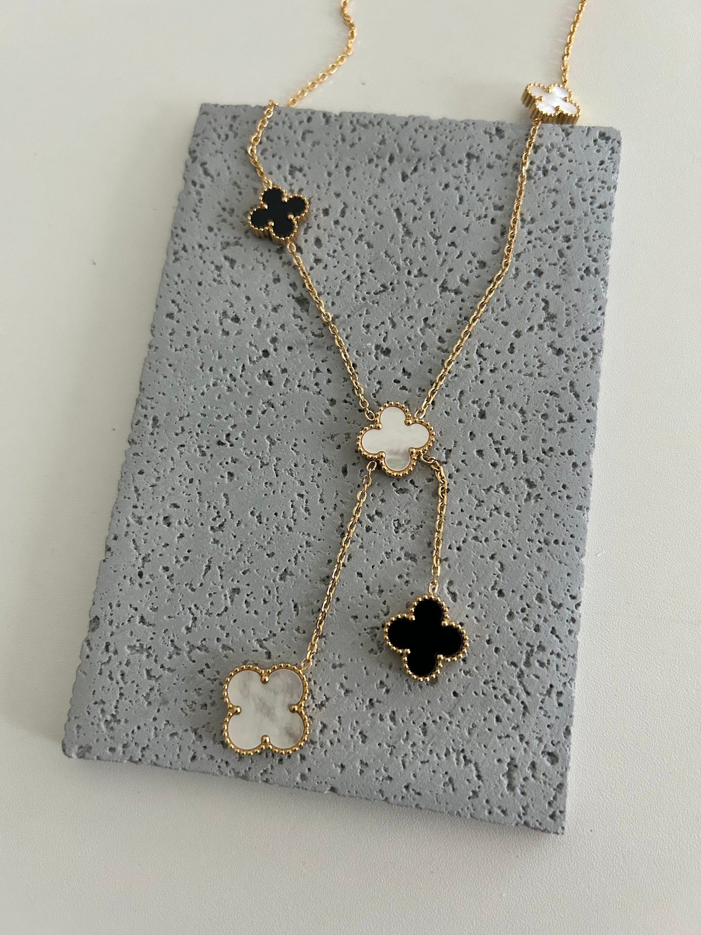 Kiran necklace • Lariat clover necklace