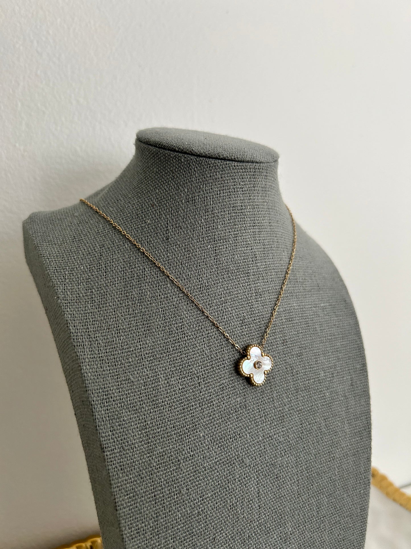 Ameera necklace • Four Leaf Clover Necklace with a Crystal