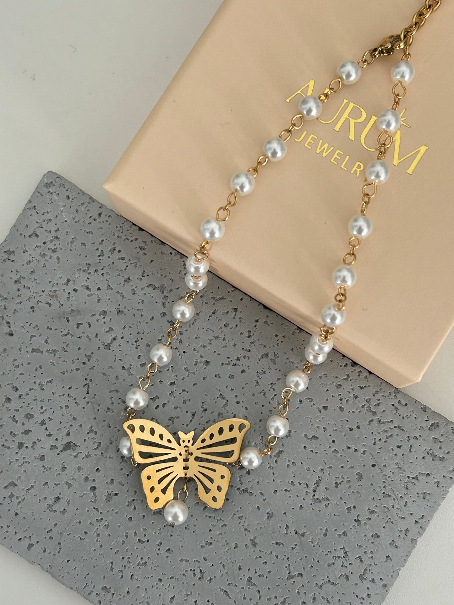 Camille Necklace • Pearly Butterfly choker necklace