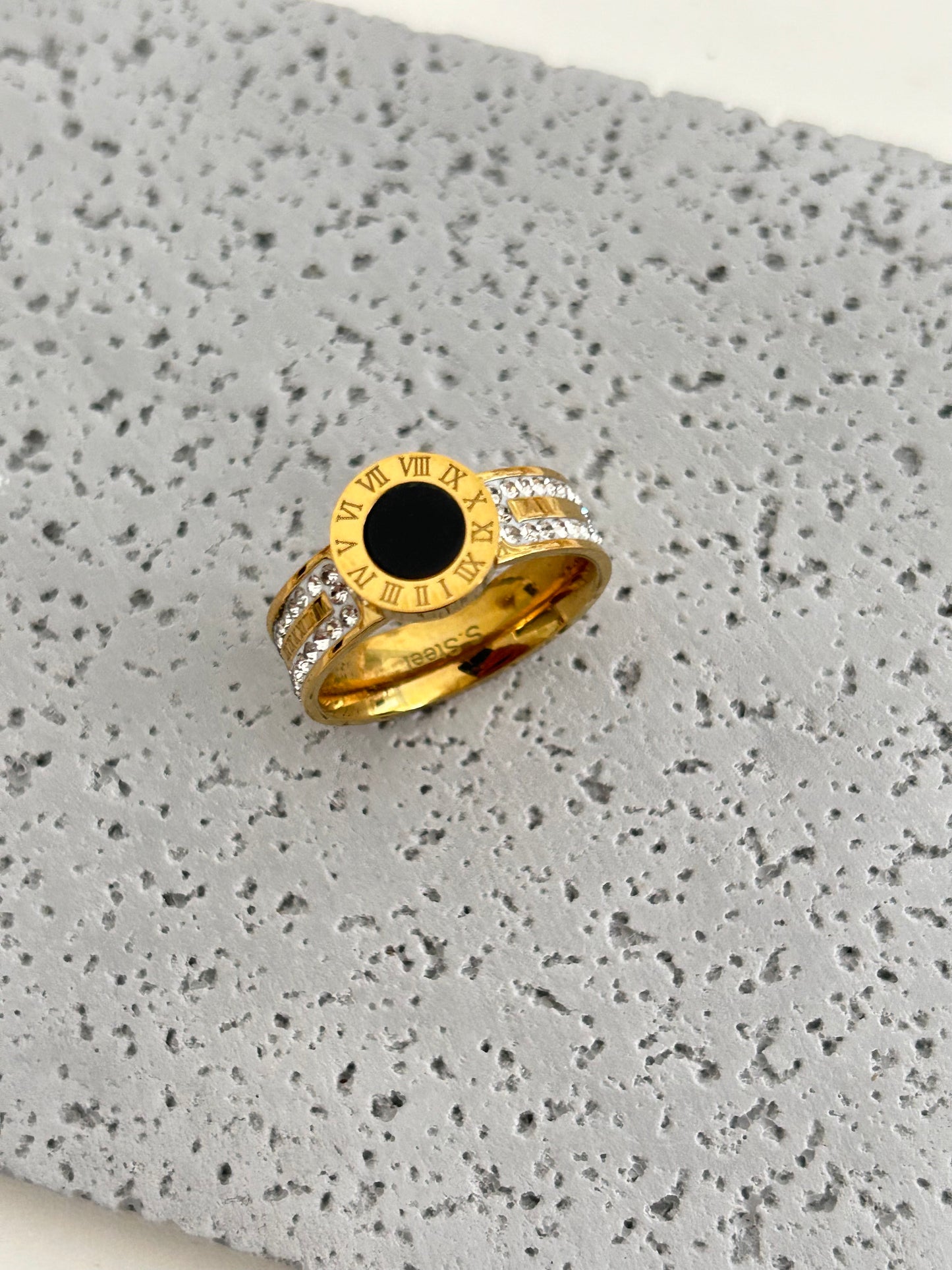 Khalida ring