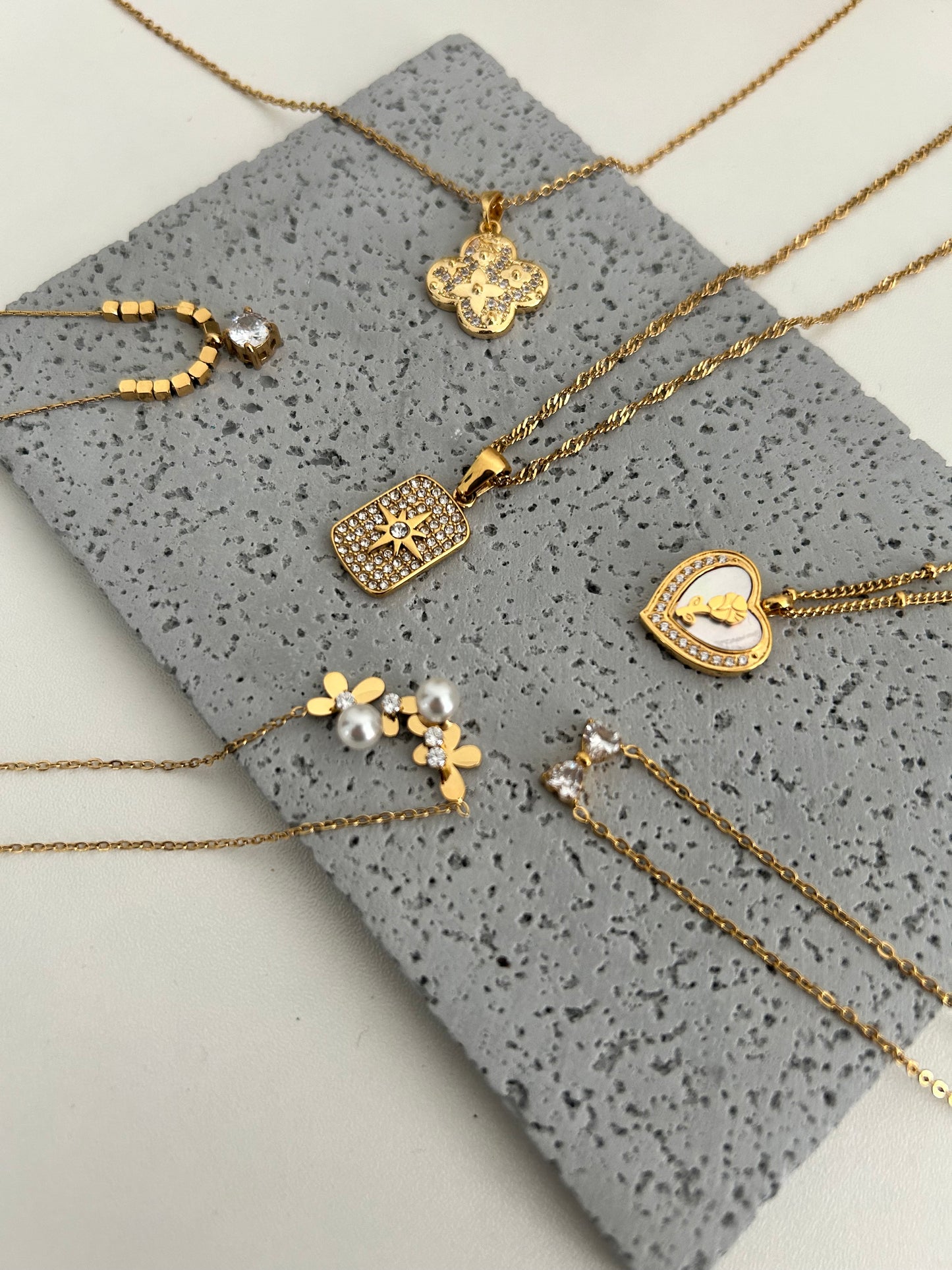 Sofia necklace • Sparkle Star necklace