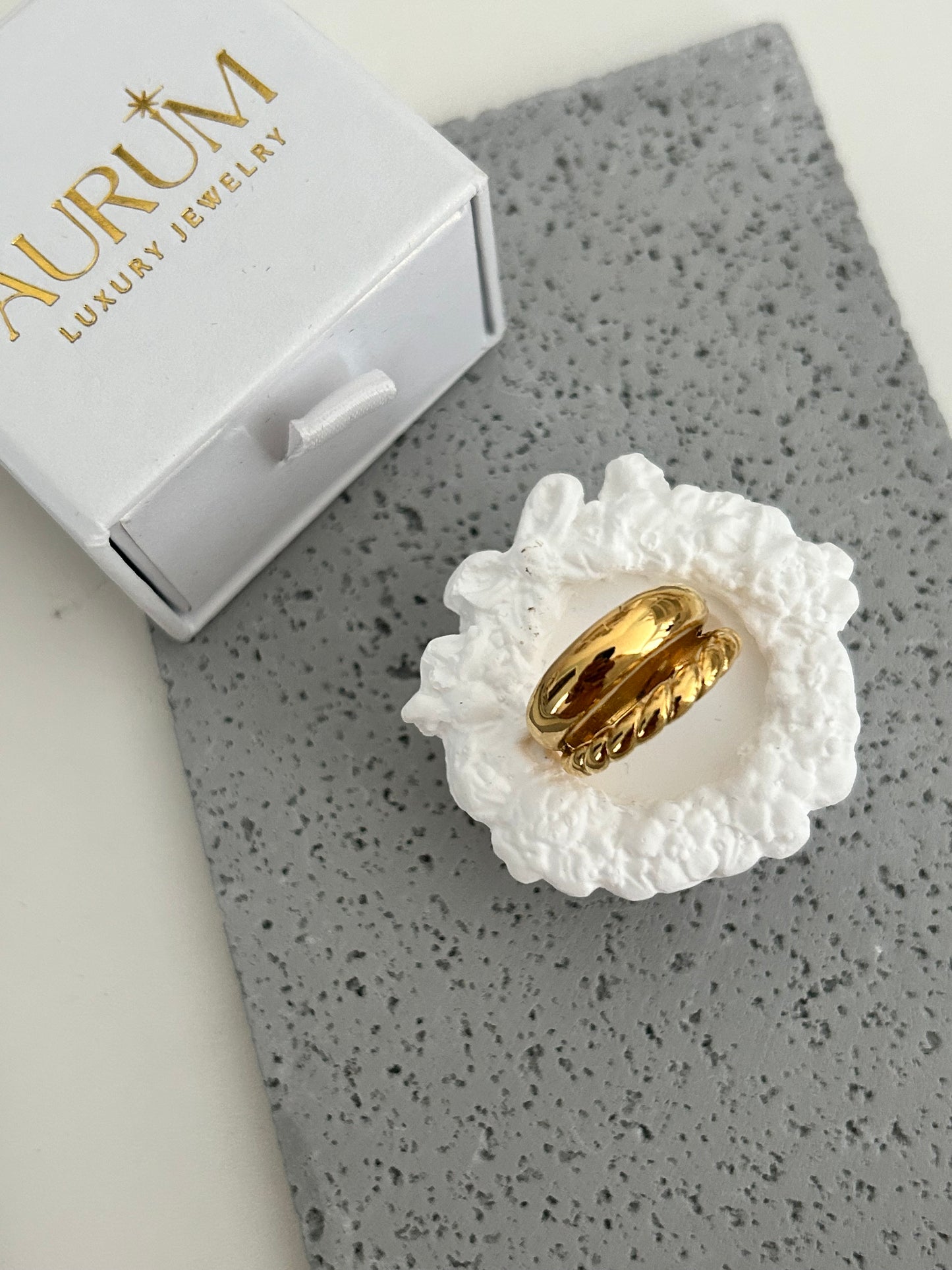 Kaia Ring • Gold ring