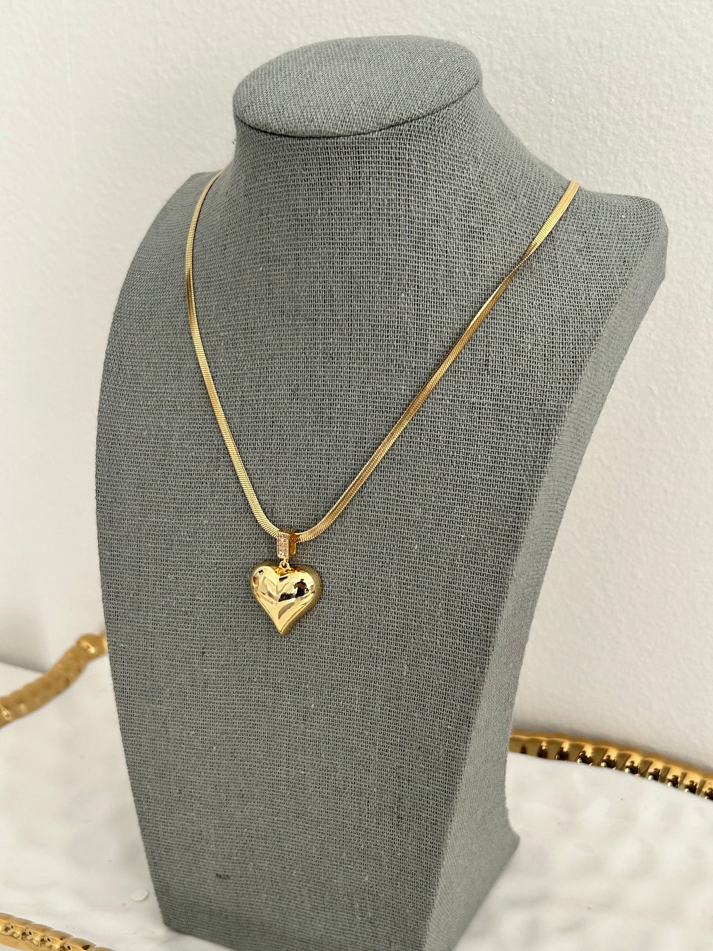 Emma Necklace • Heart necklace