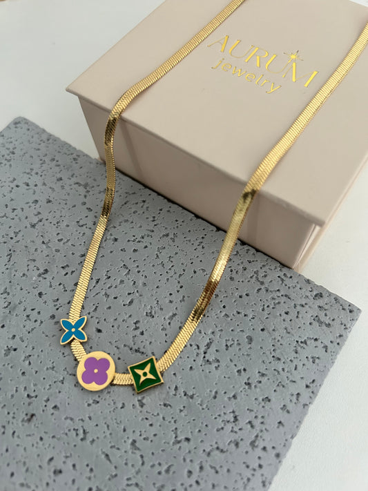 Isleym necklace • Flowers and clovers tarnish free gold necklace