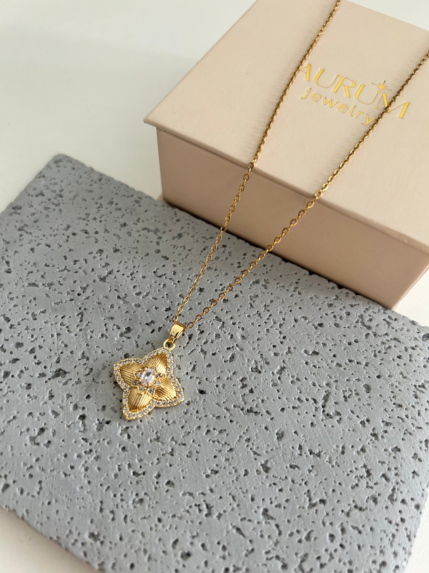 Eliana Necklace • Four leaf Flower Necklace