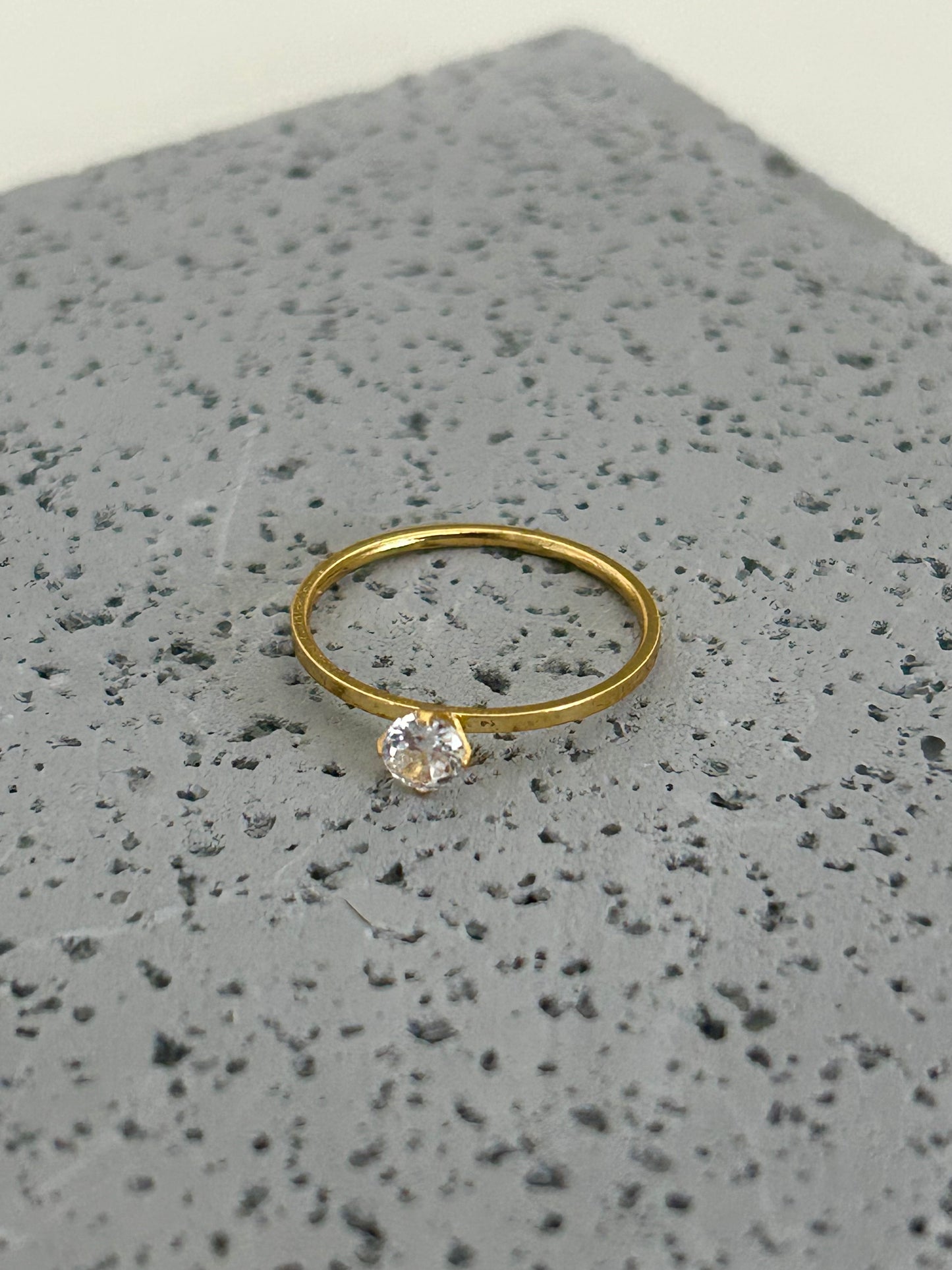 Raima ring • Aurum's Gold minimalist ring