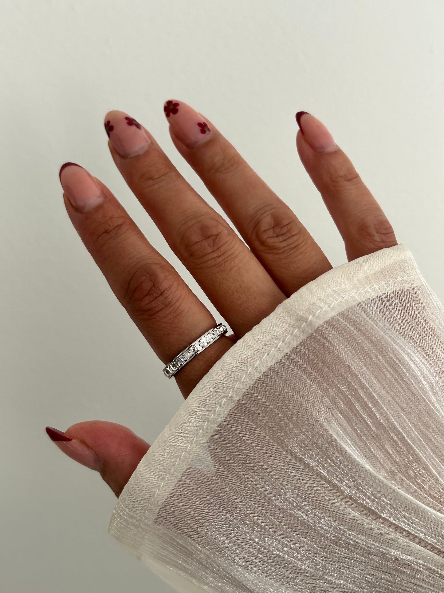 Zoha Ring • Non-tarnish bling silver band ring