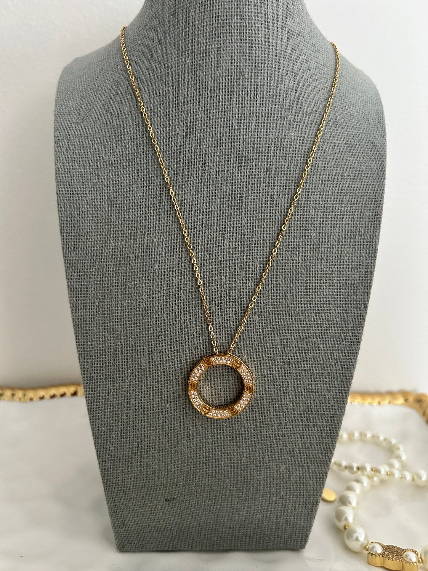 Laya necklace