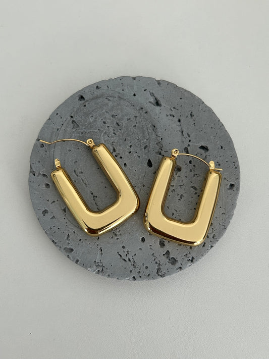 Risa Hoop Earrings