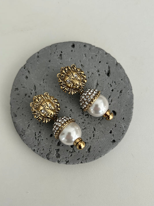 Carine earrings • Lion King Pearl Earrings