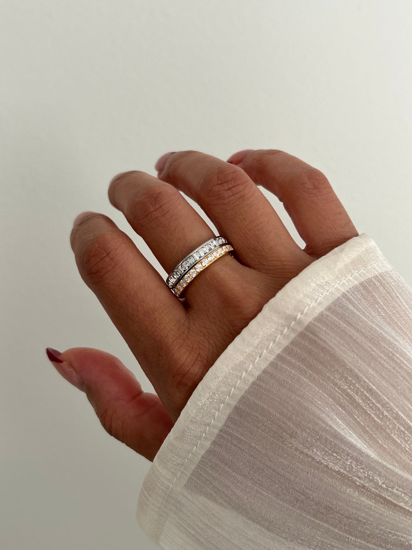 Soha Ring • Non-tarnish bling gold band ring