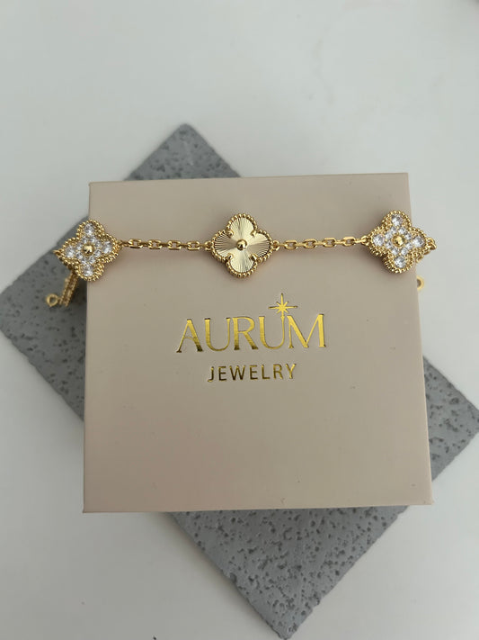 Safina bracelet - Four-leaf Gold clover sparkle bracelet