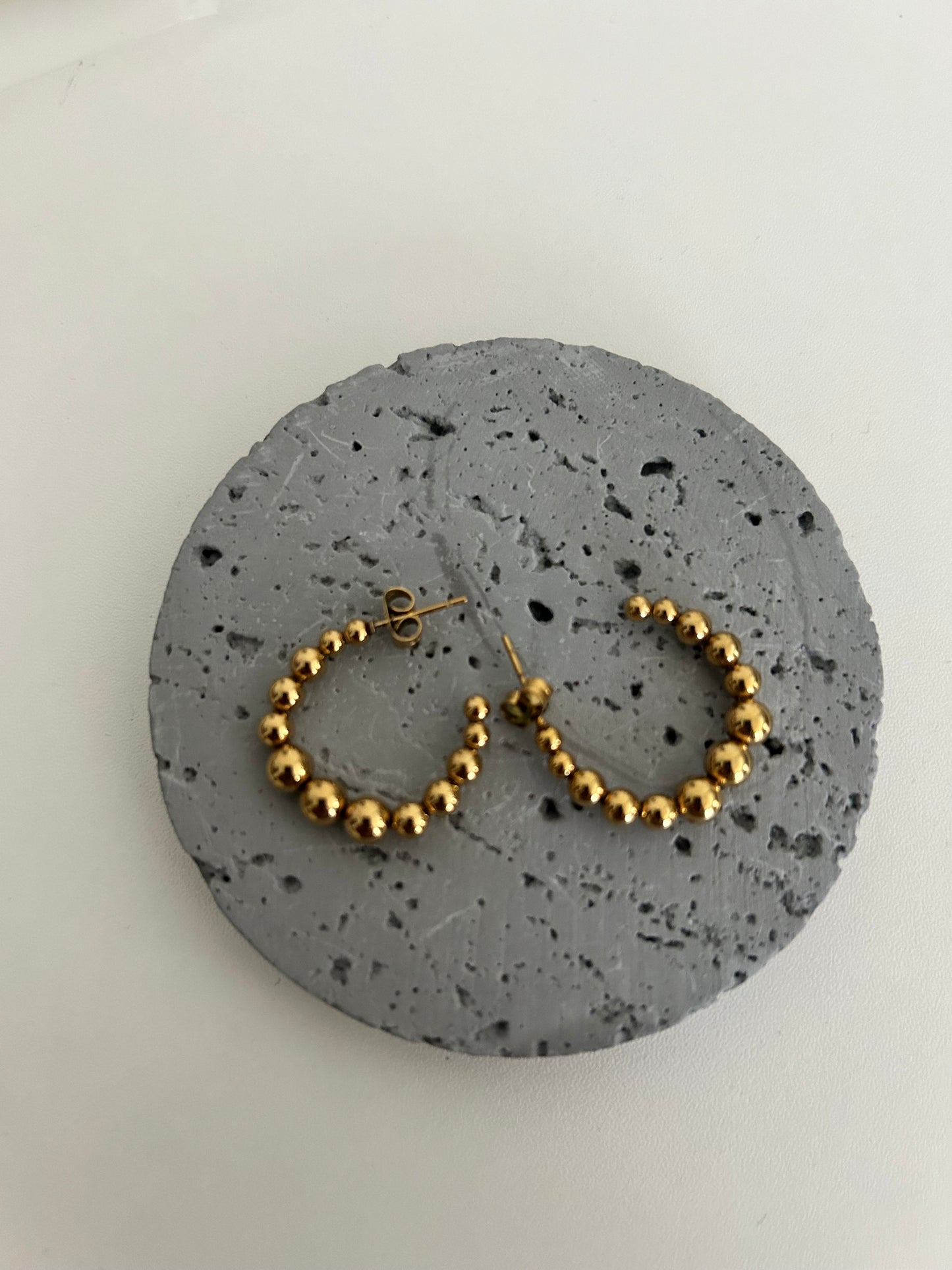 Samia Hoop Earrings