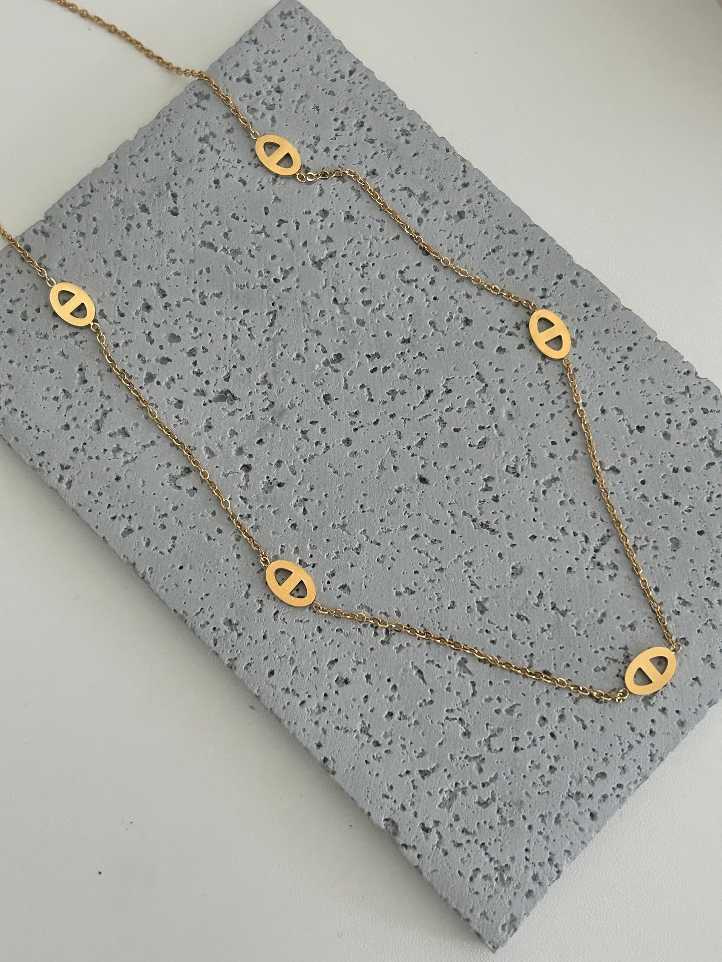 Dania necklace