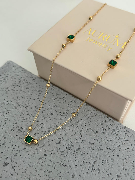 Kailyn Necklace • Dainty green stones necklace