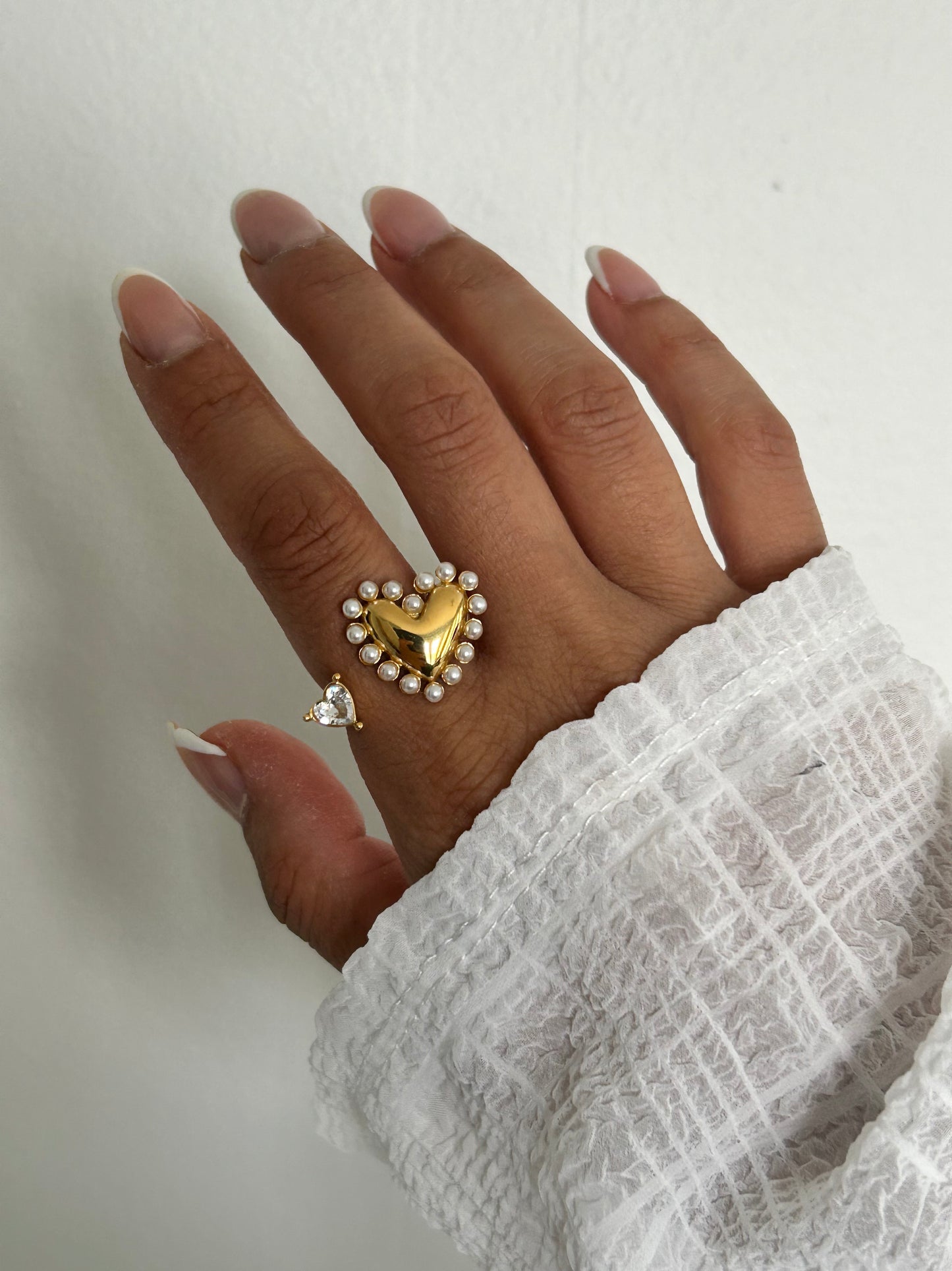 Pearly Heart Chunky Adjustable Ring