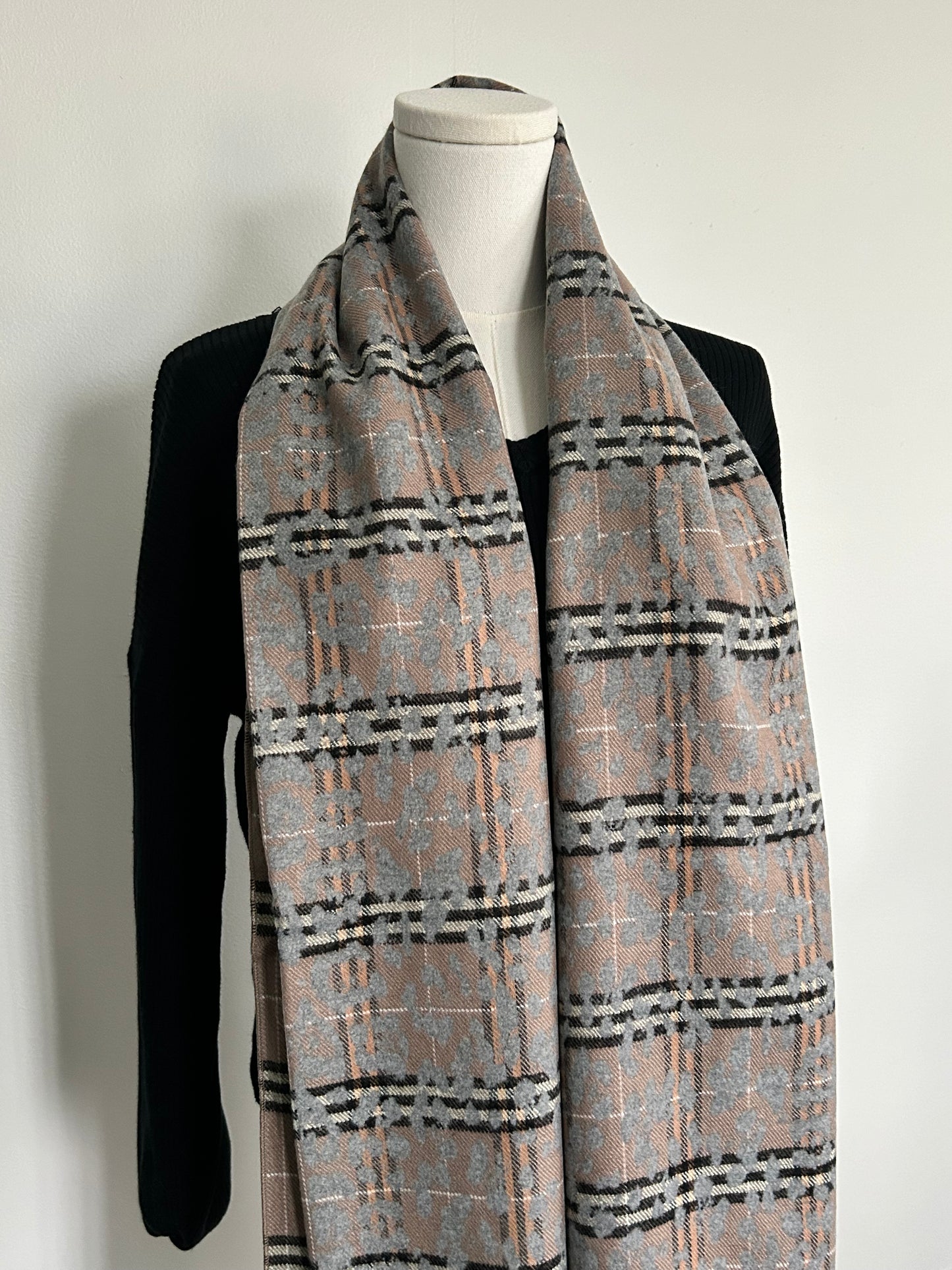 Cashmere feel shawl