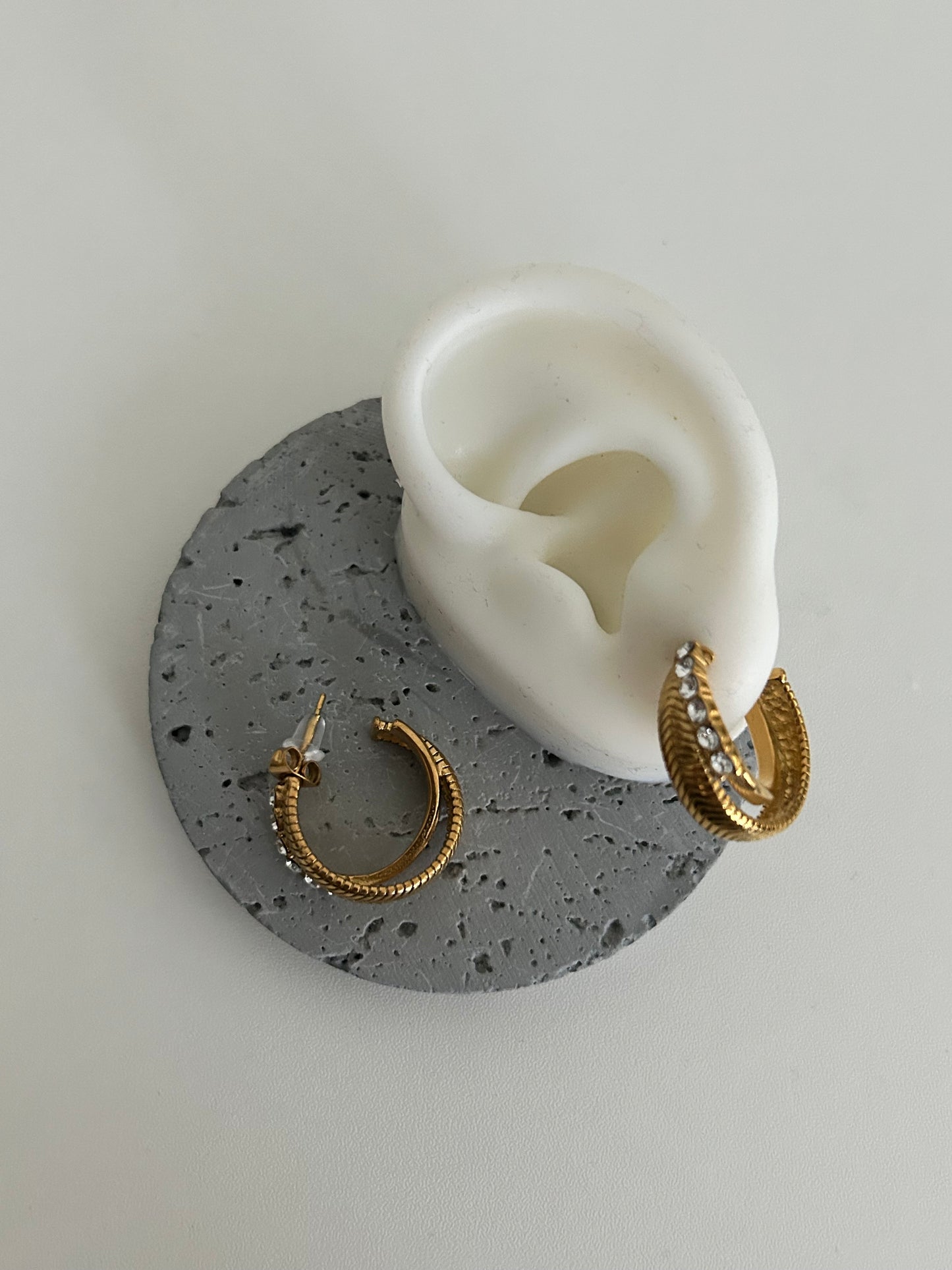 Marvi hoop earrings