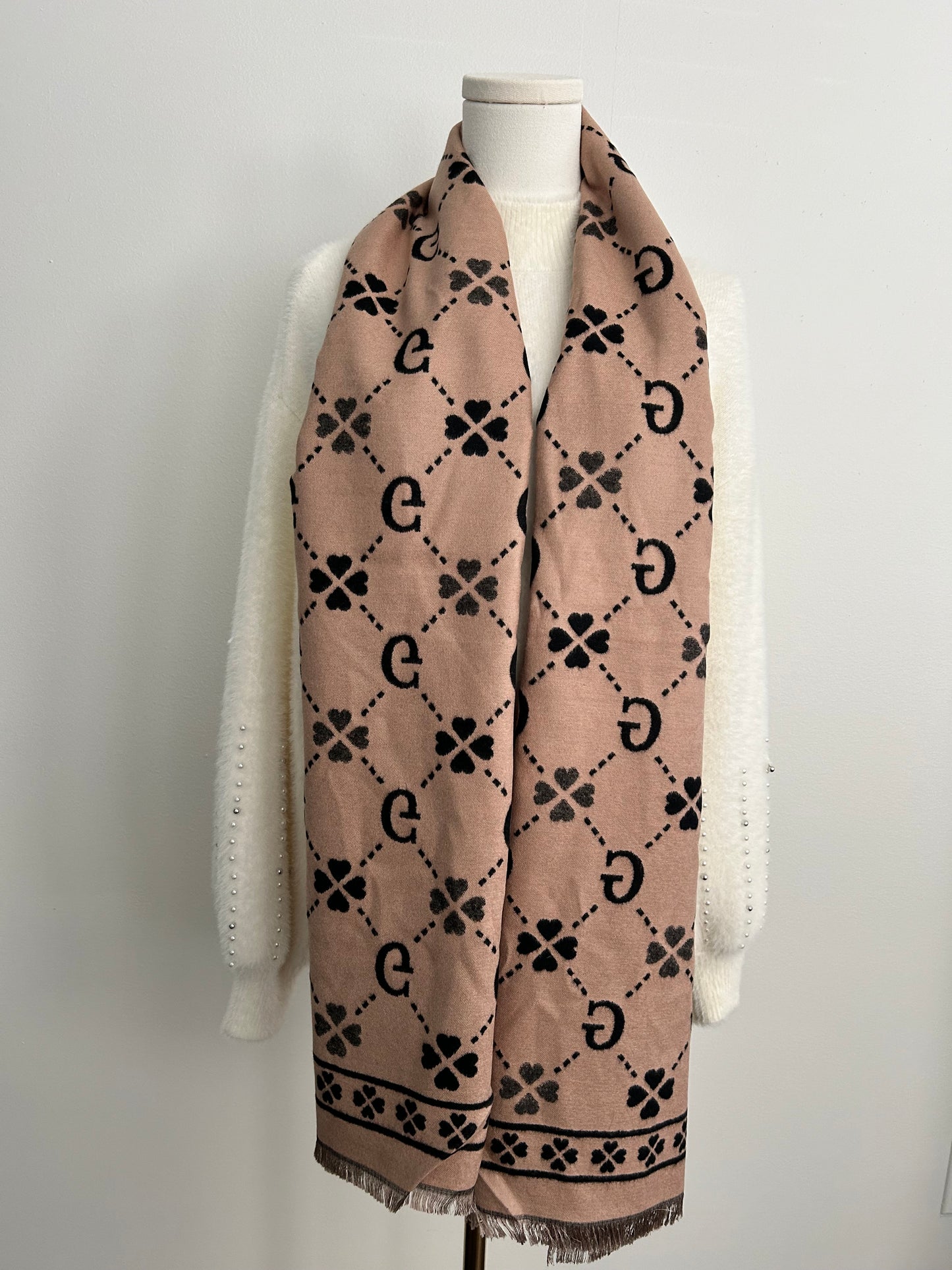 Cashmere feel shawl with clover prints