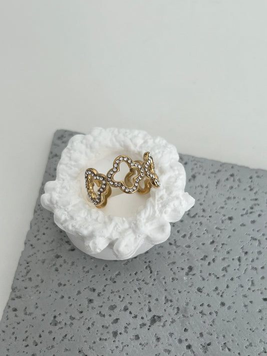 Manal ring - Adjustable Gold Sparkle Clover Ring