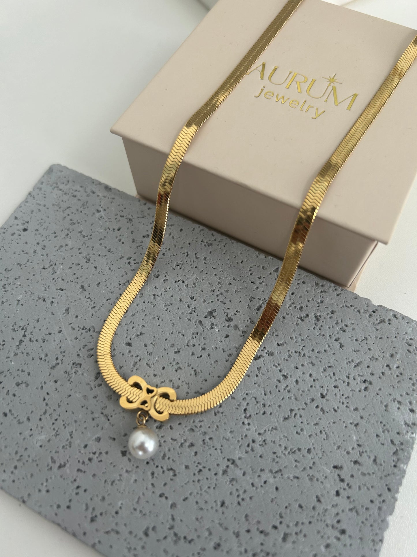 Haniya necklace