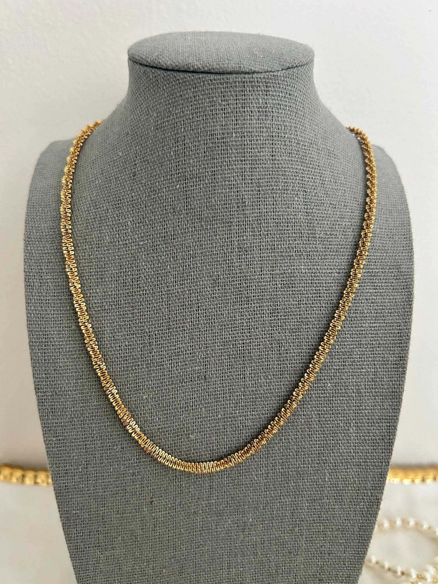 Avery Necklace