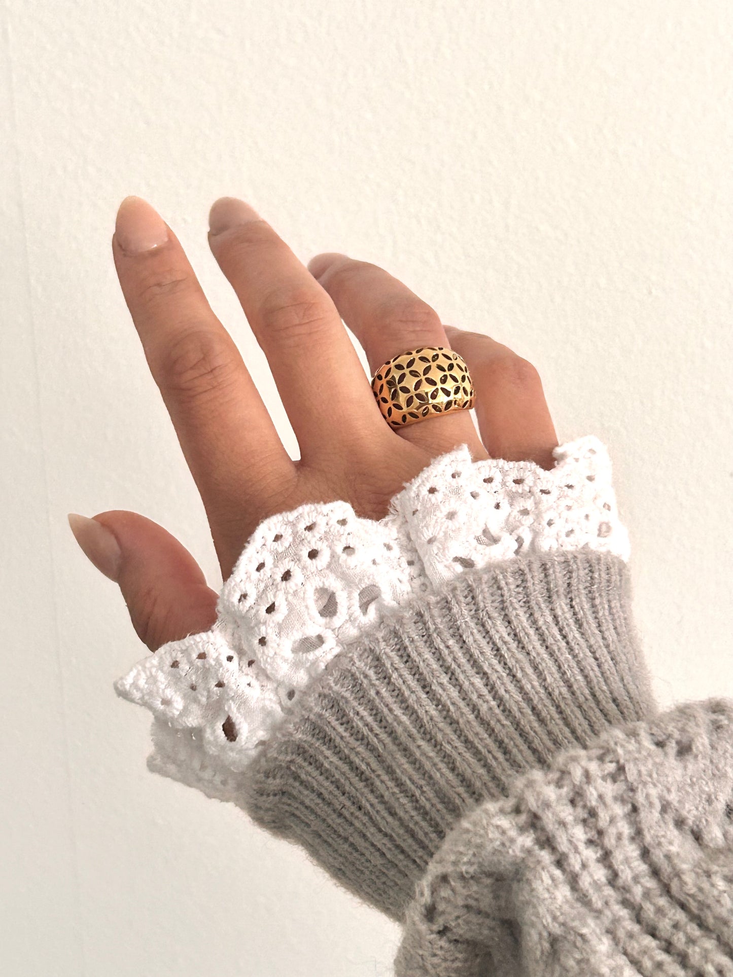 Rijaa Ring • Gold chunky ring