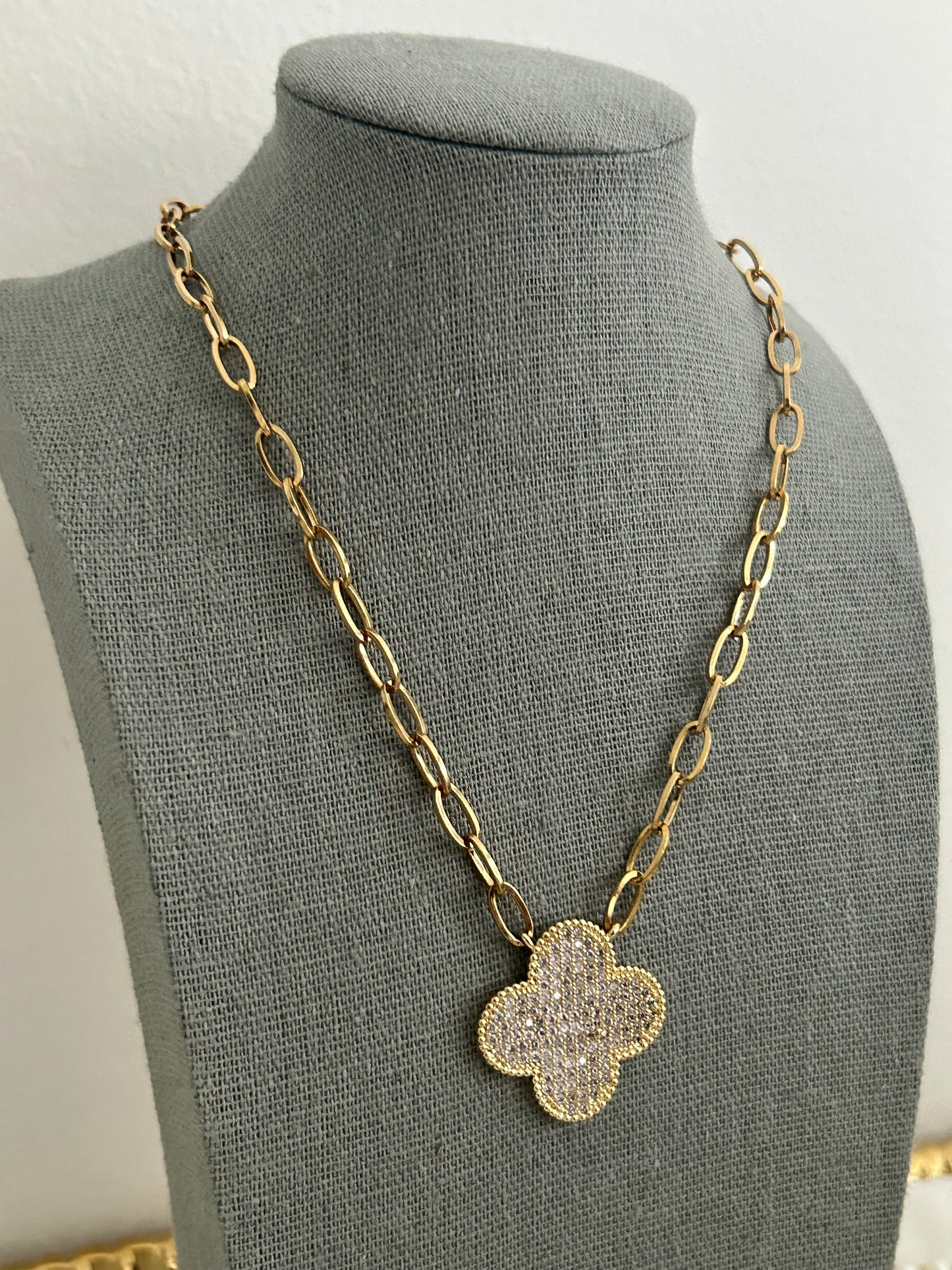 Hanna necklace