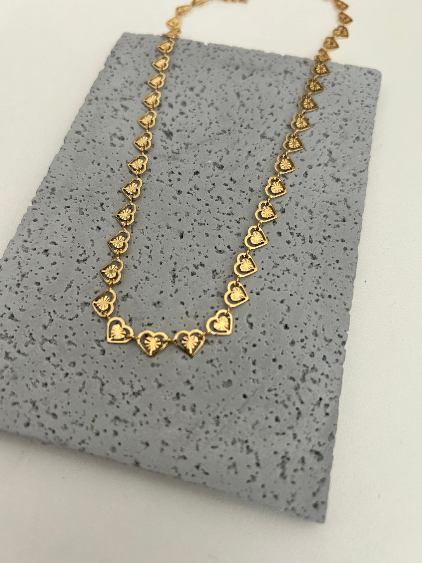 Blanca necklace • Hearts Gold necklace