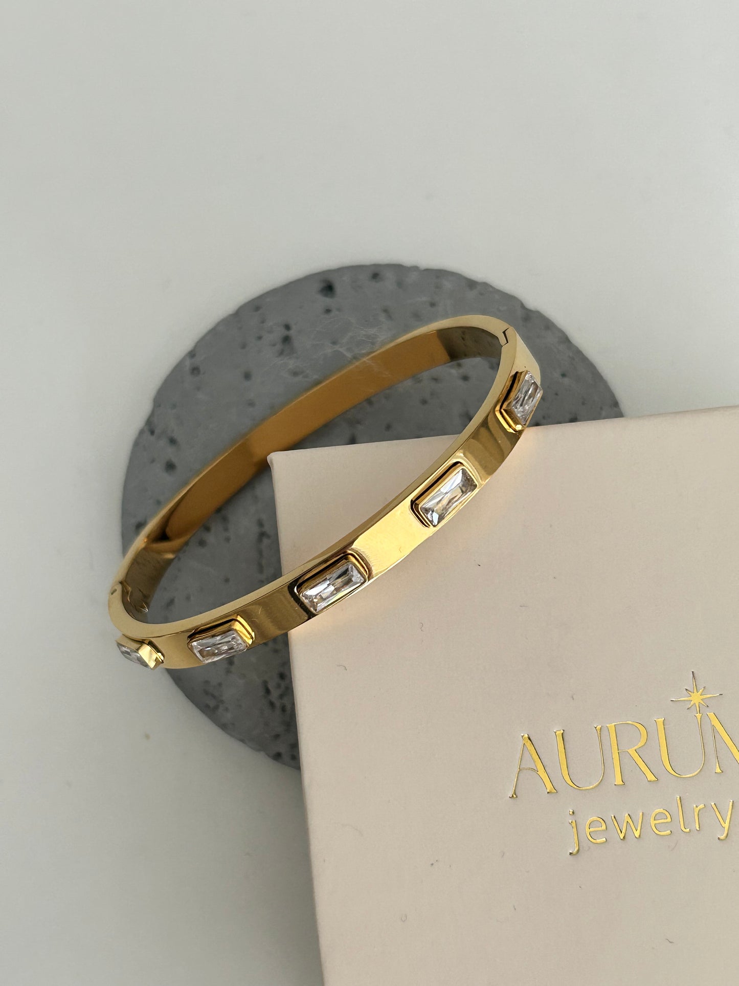 Aleah bangle- Gold bangle